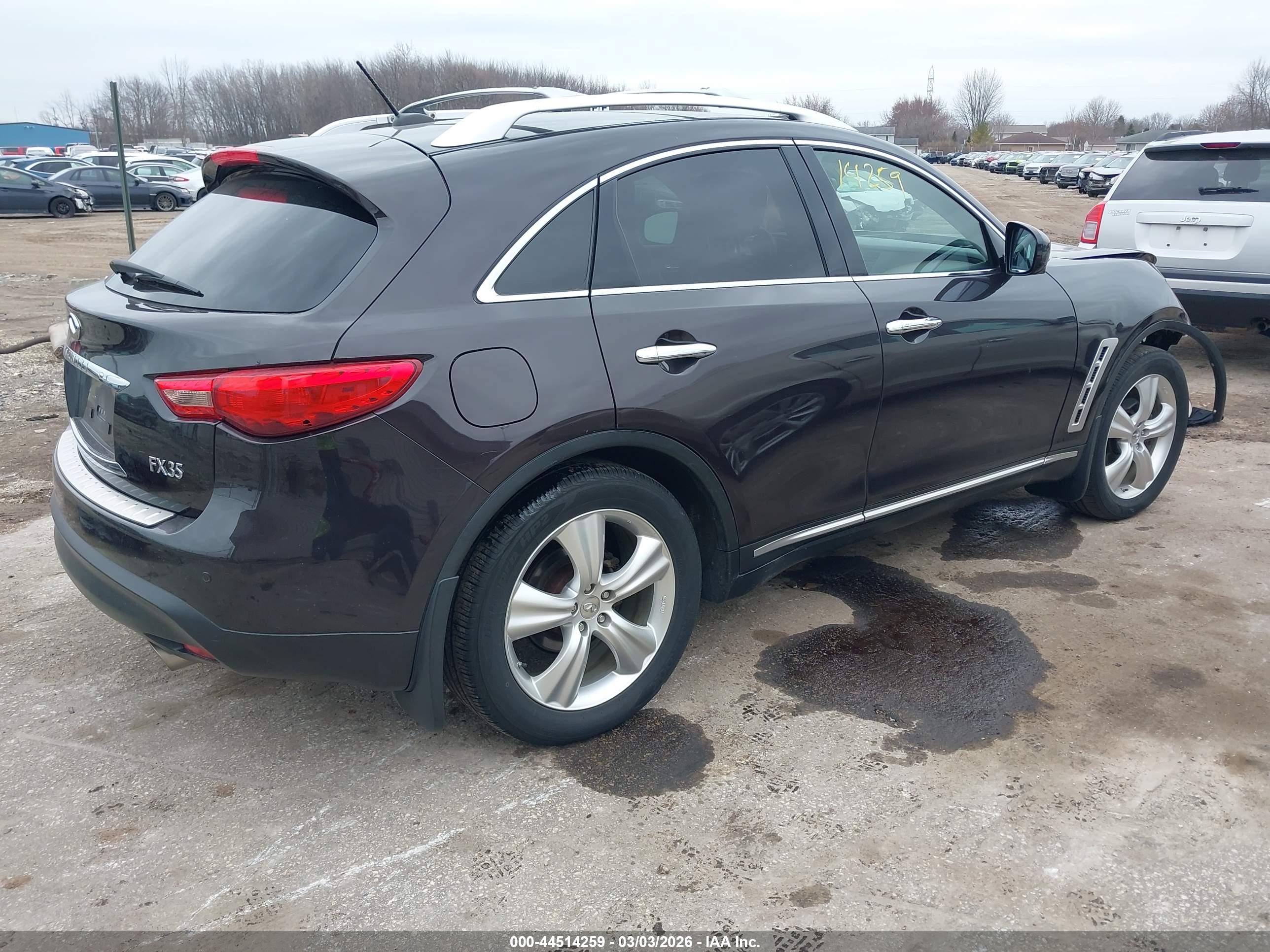 INFINITI FX35 image 4