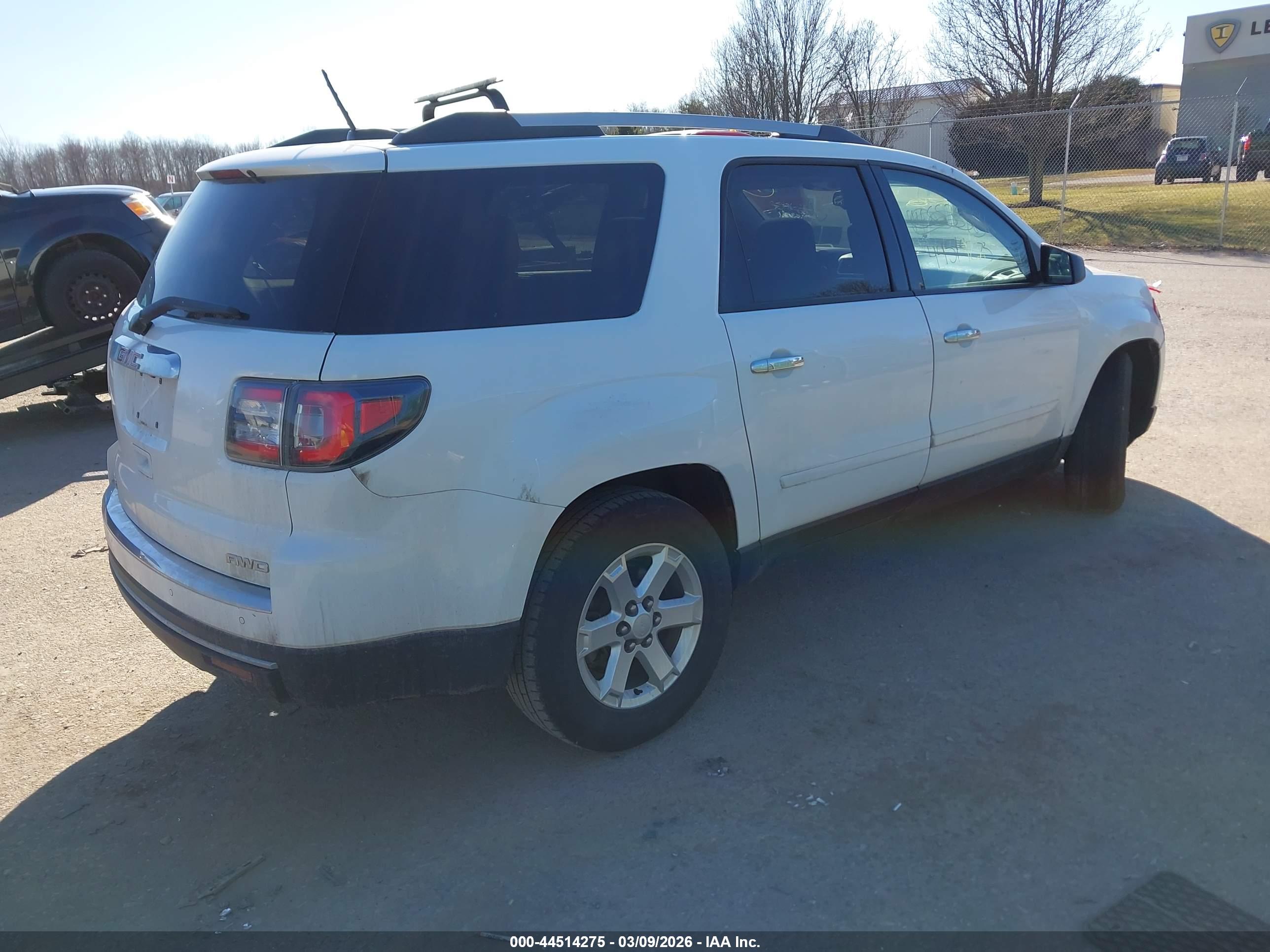 GMC ACADIA image 4