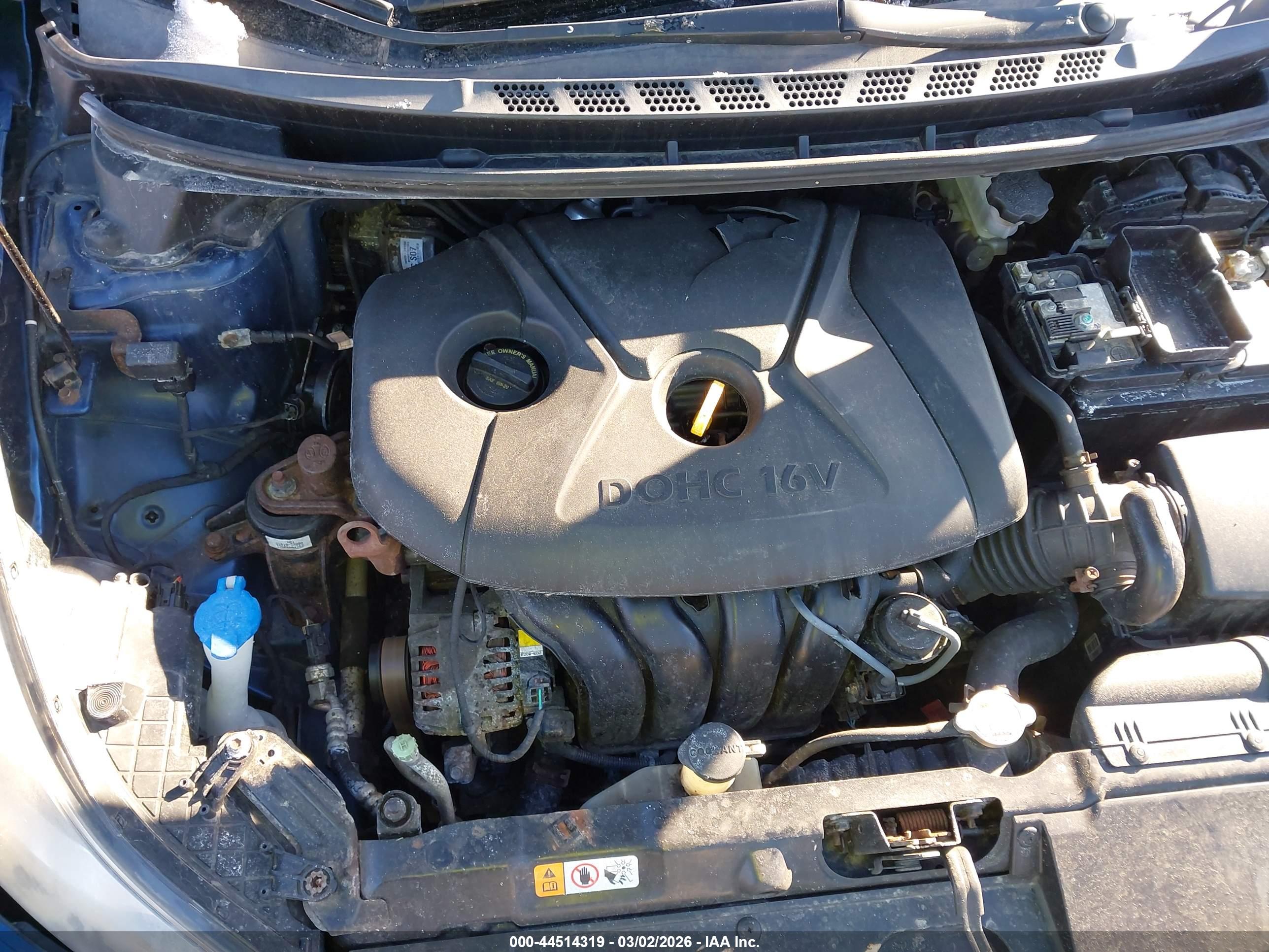 HYUNDAI ELANTRA image 10