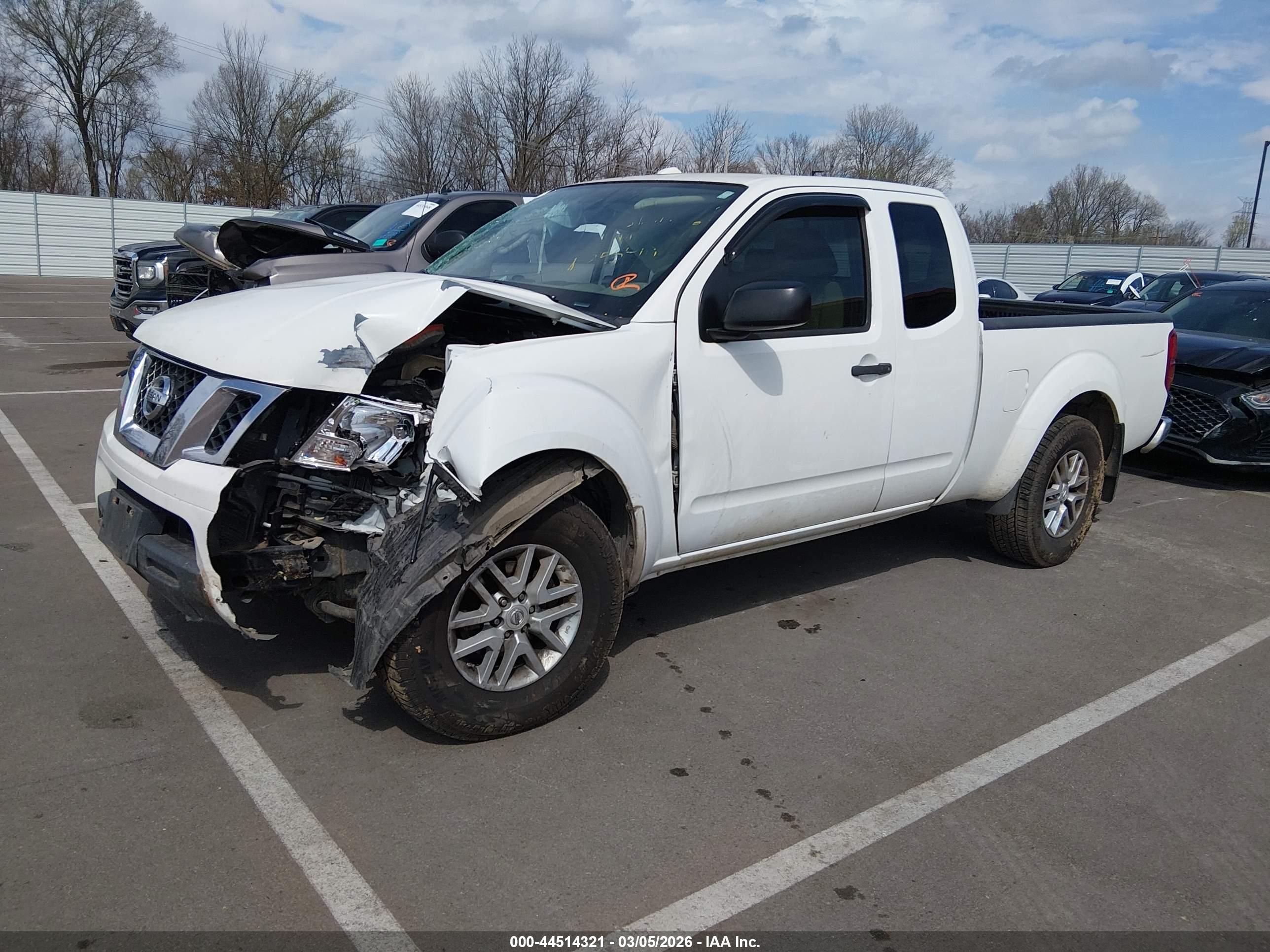 NISSAN FRONTIER image 2