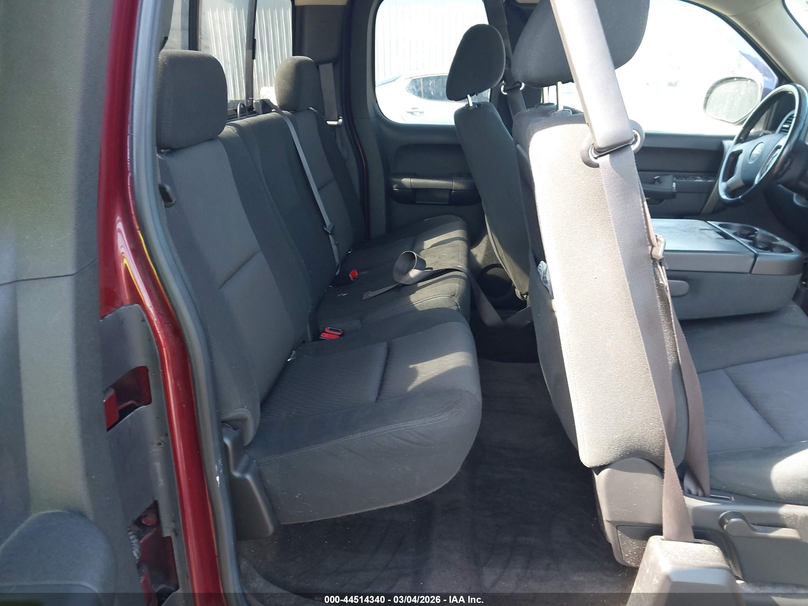 GMC SIERRA image 8