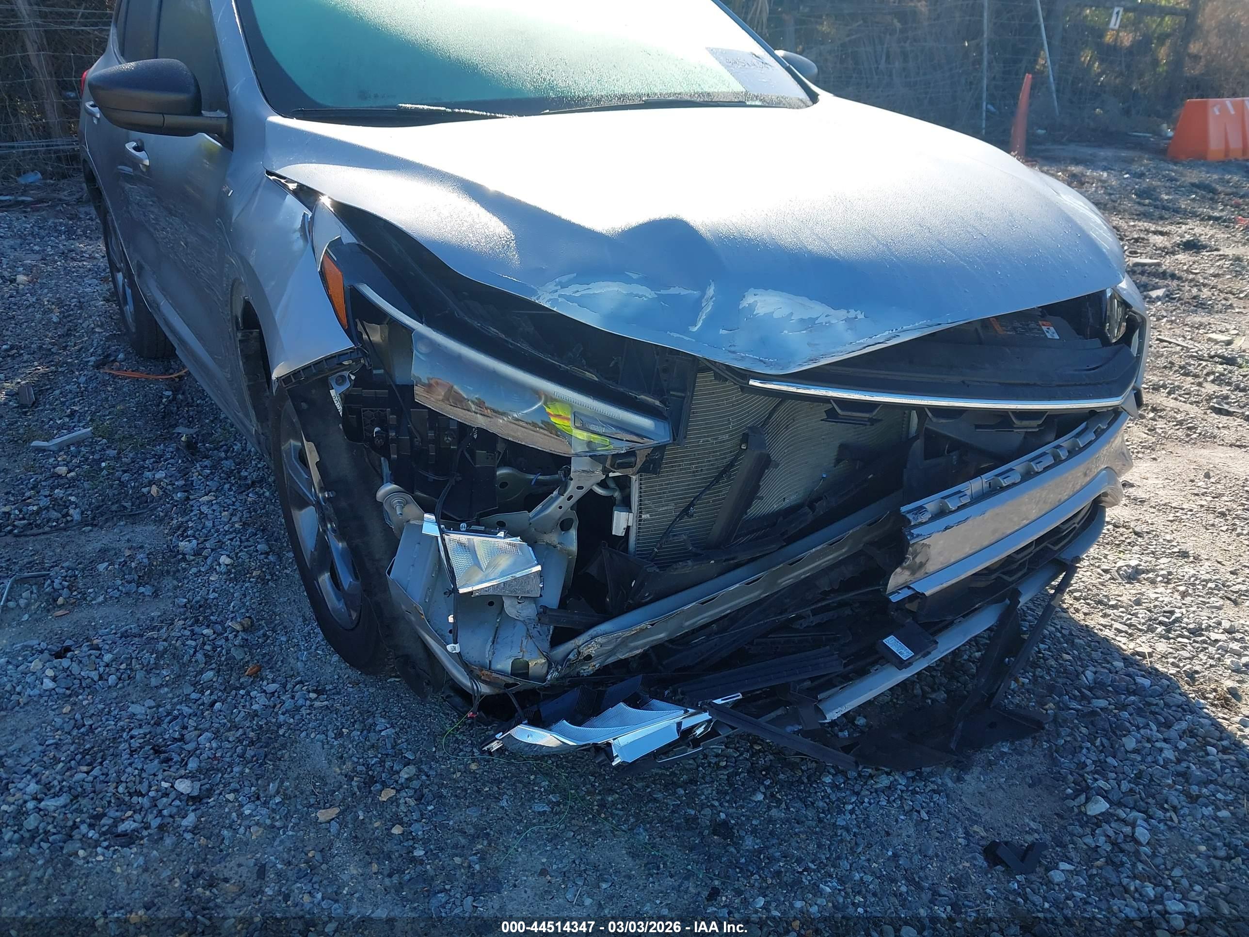 FORD ESCAPE image 6