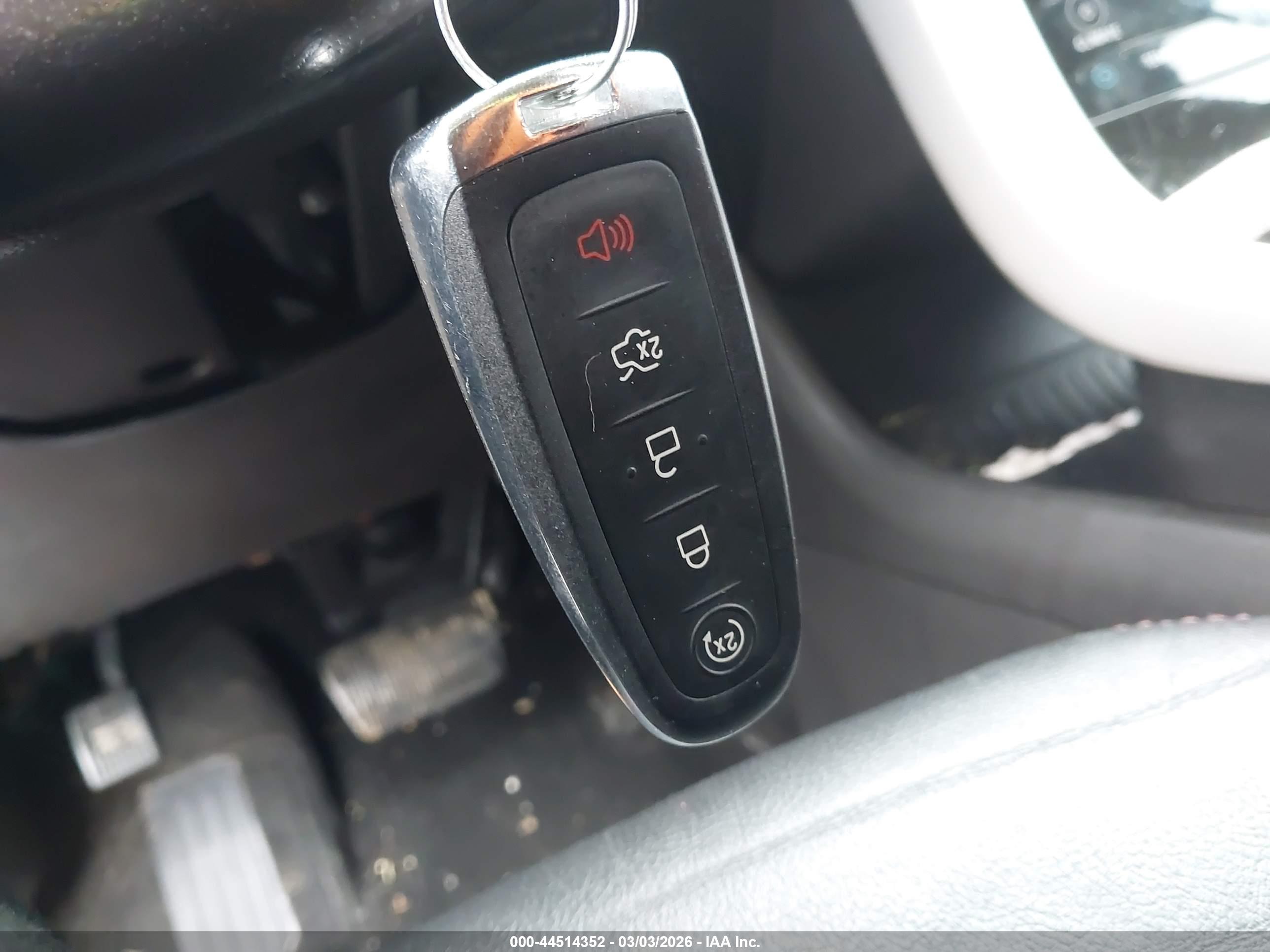 FORD EDGE image 11