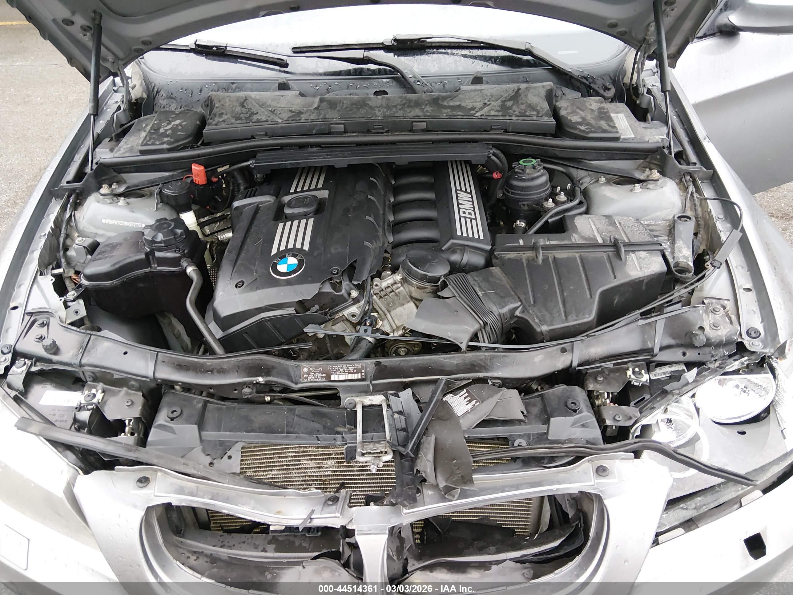 BMW 328I image 10