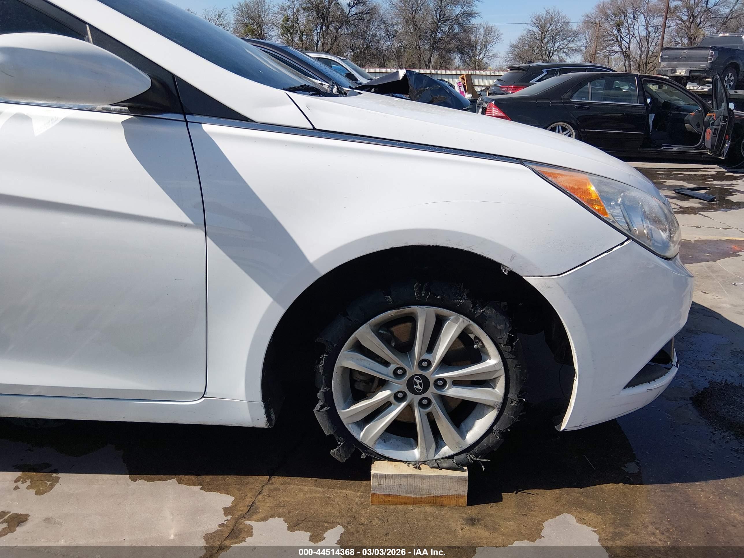 HYUNDAI SONATA image 6