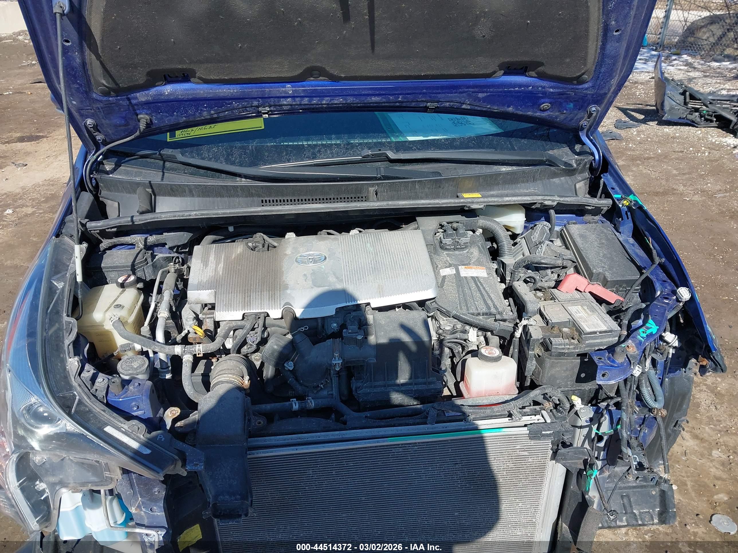 TOYOTA PRIUS image 10