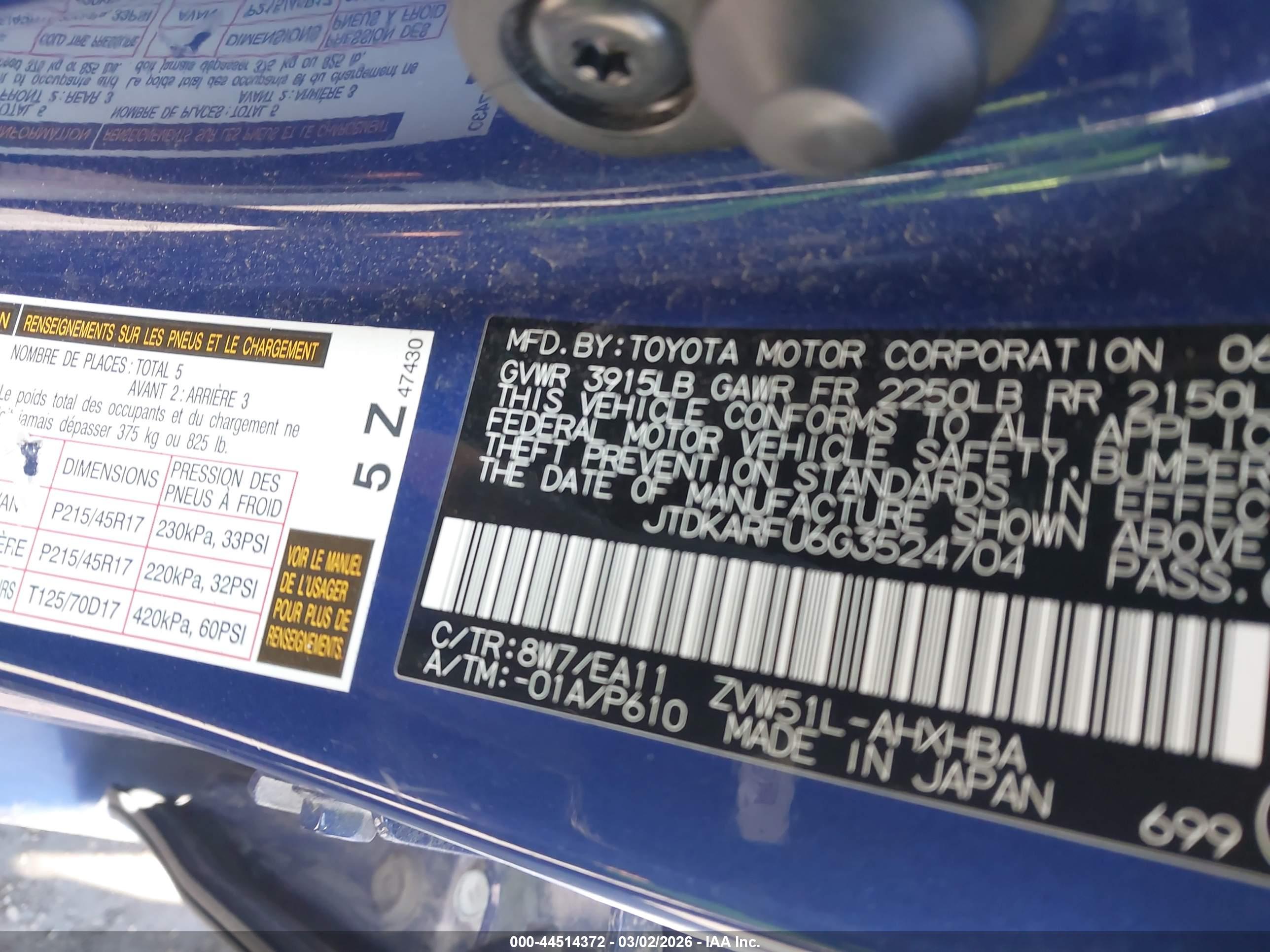 TOYOTA PRIUS image 9