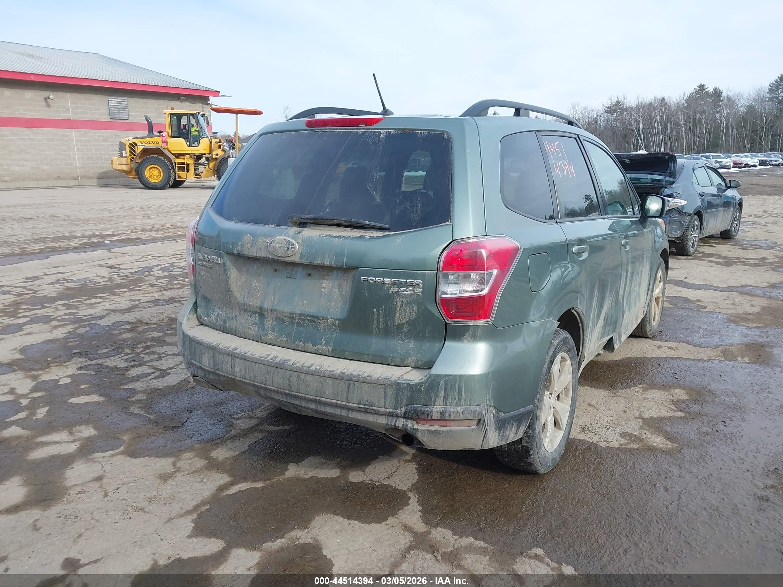 SUBARU FORESTER image 4
