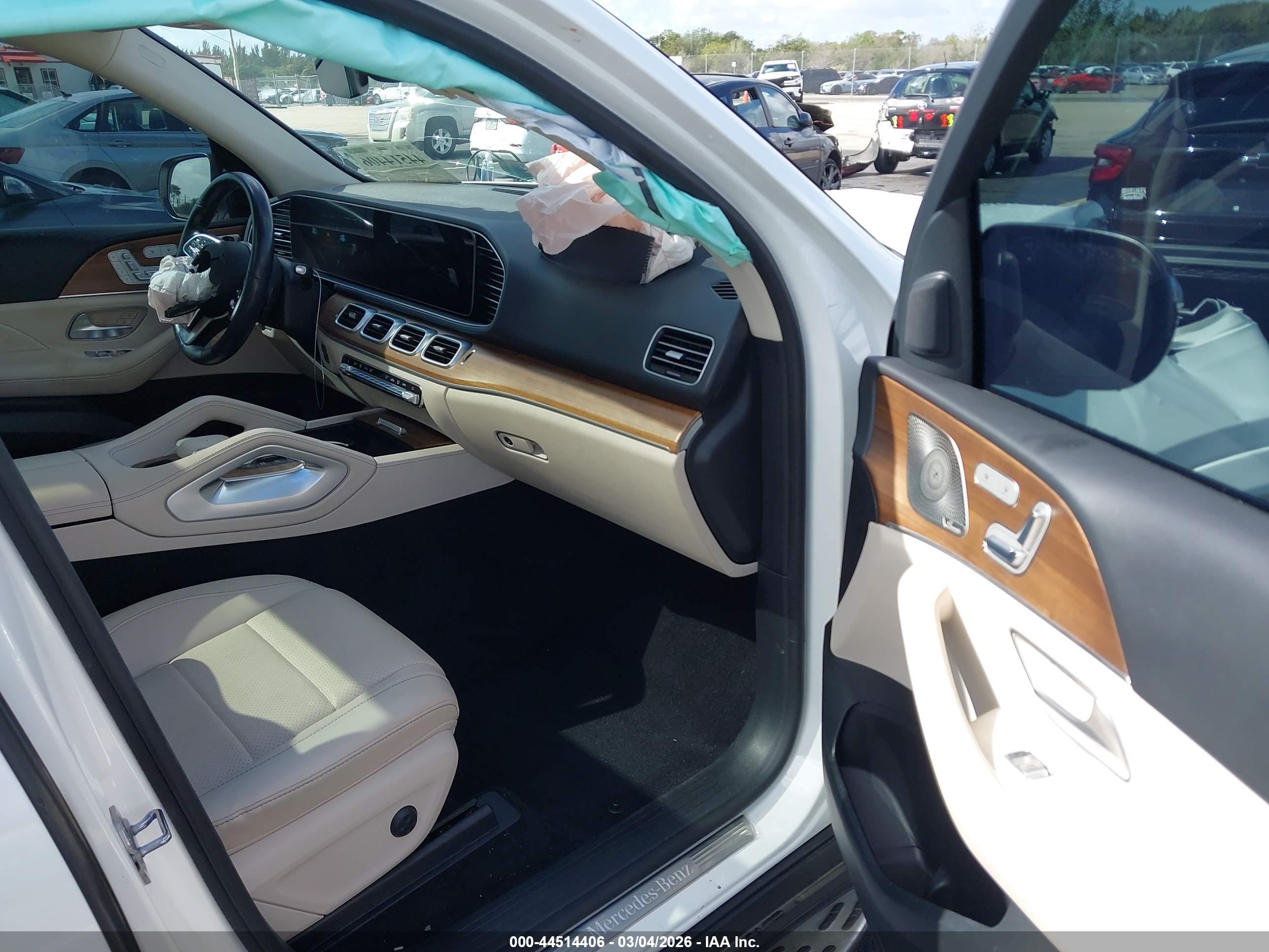 MERCEDES-BENZ GLE image 5
