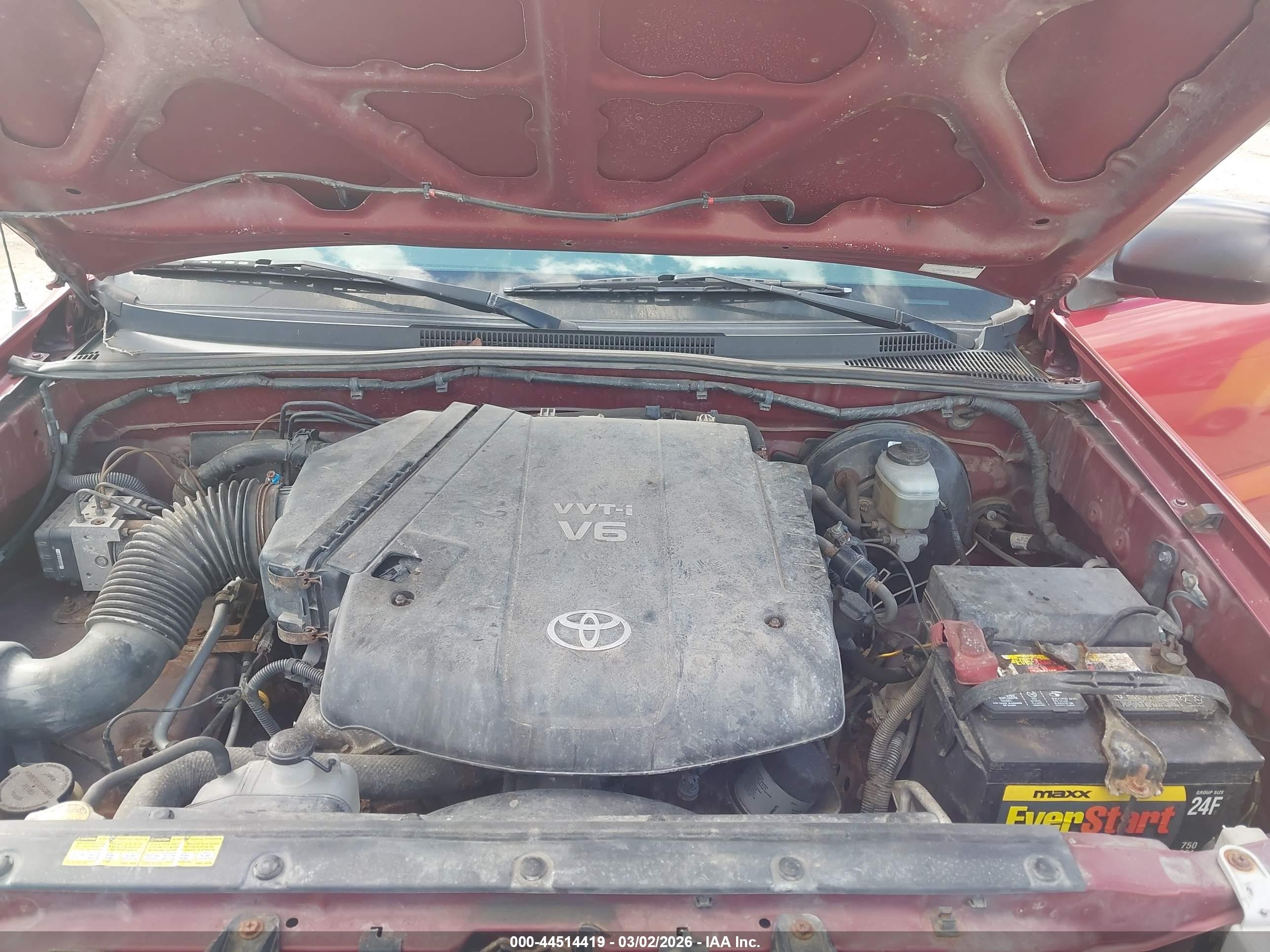 TOYOTA TACOMA image 10