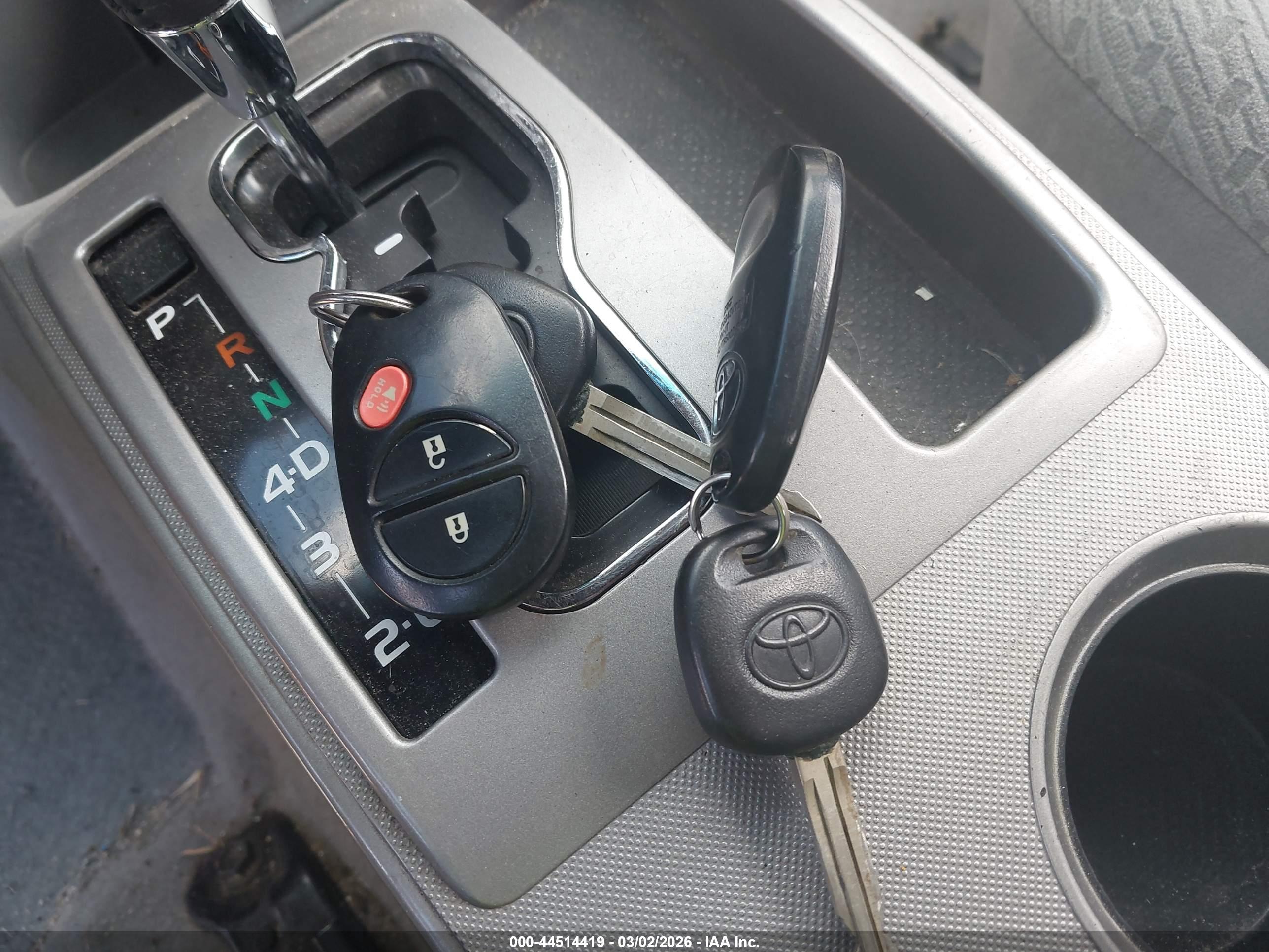 TOYOTA TACOMA image 11