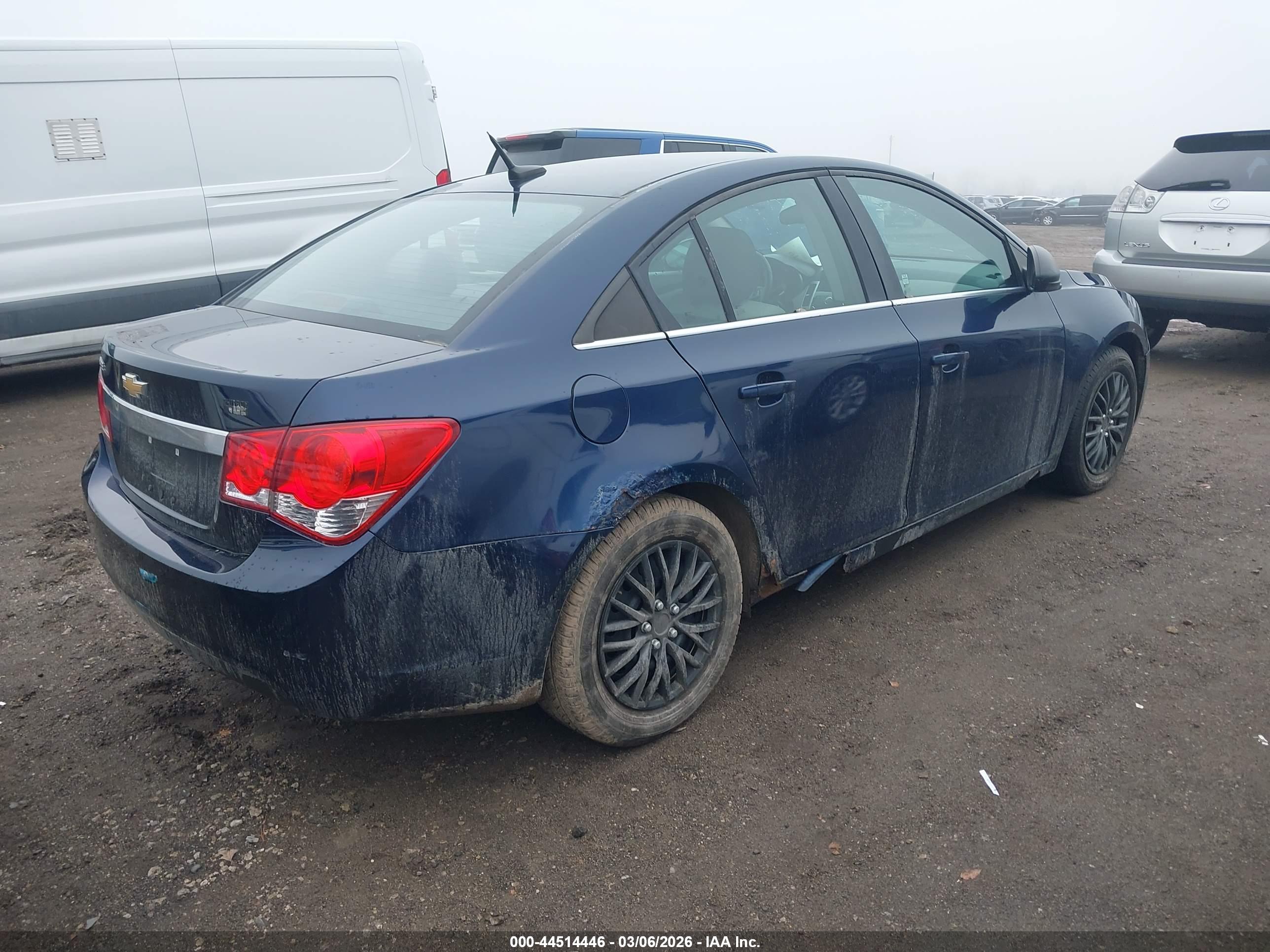 CHEVROLET CRUZE image 4