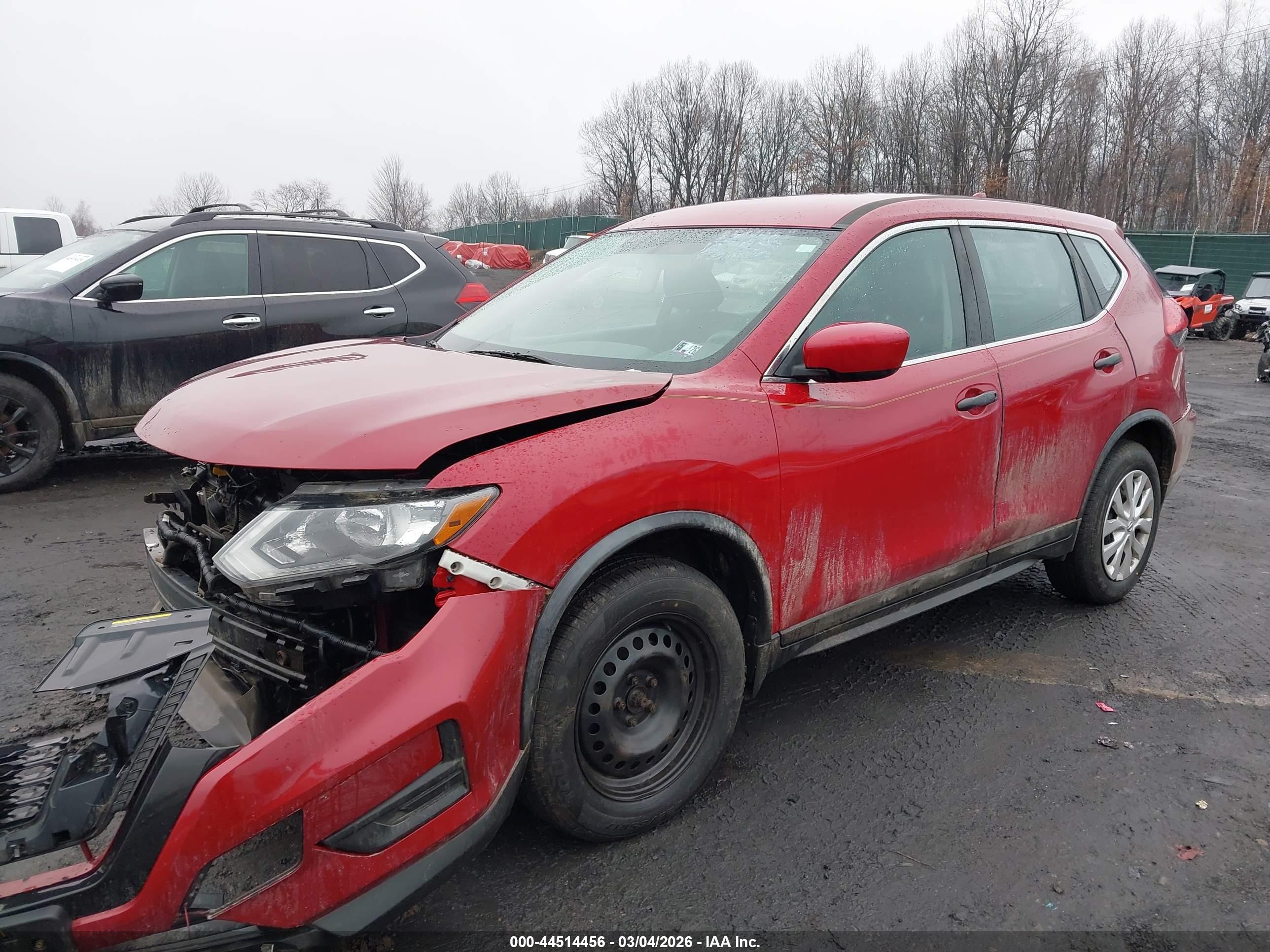 NISSAN ROGUE image 2