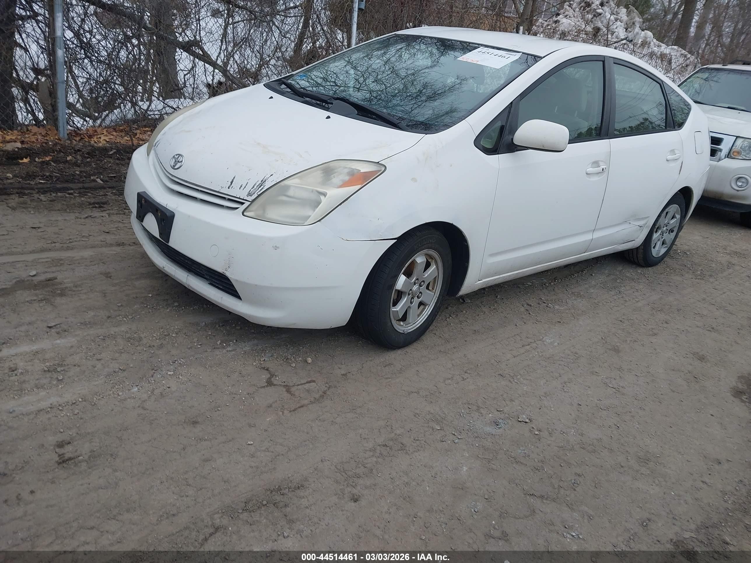 TOYOTA PRIUS image 2
