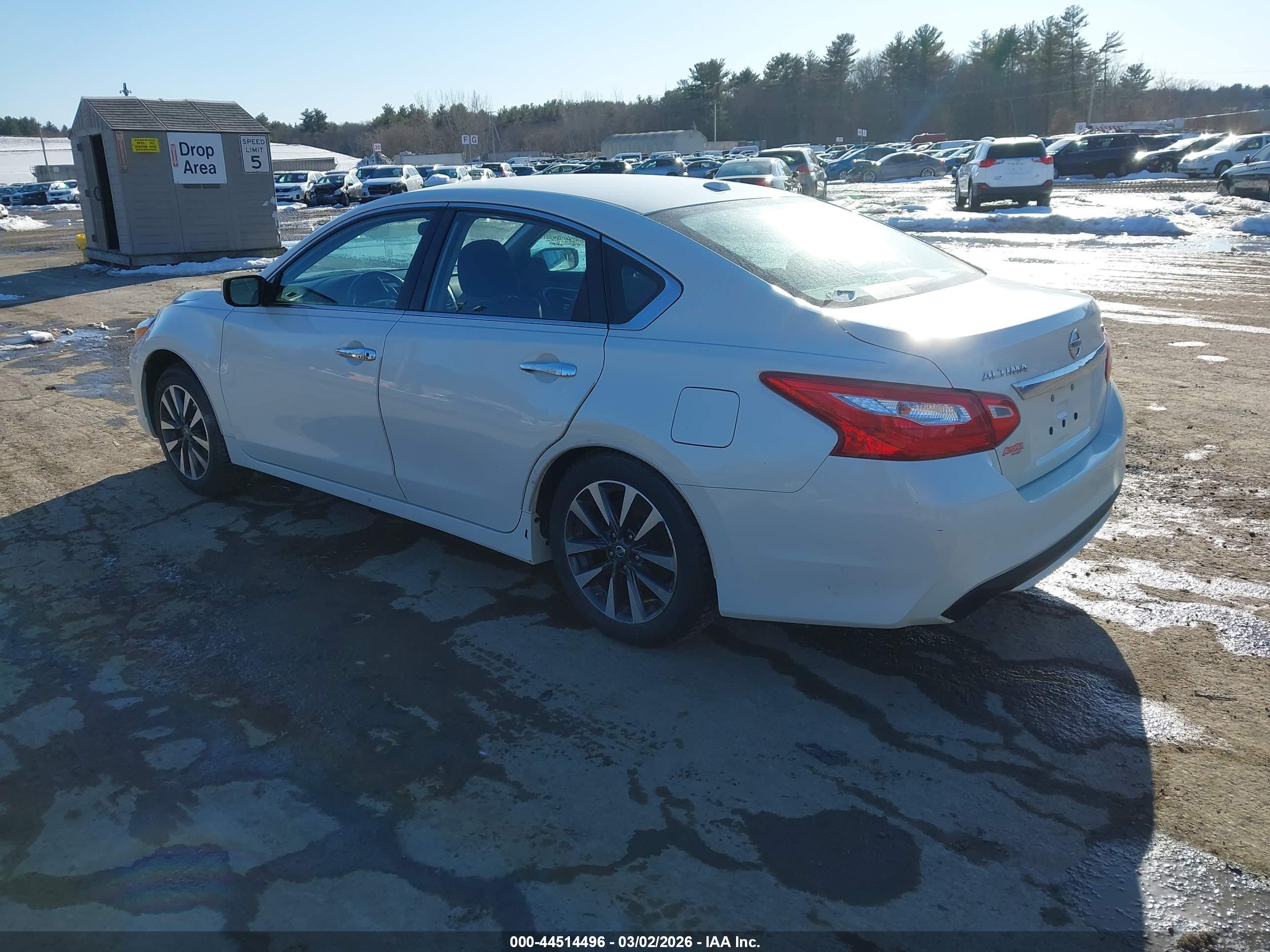 NISSAN ALTIMA image 3