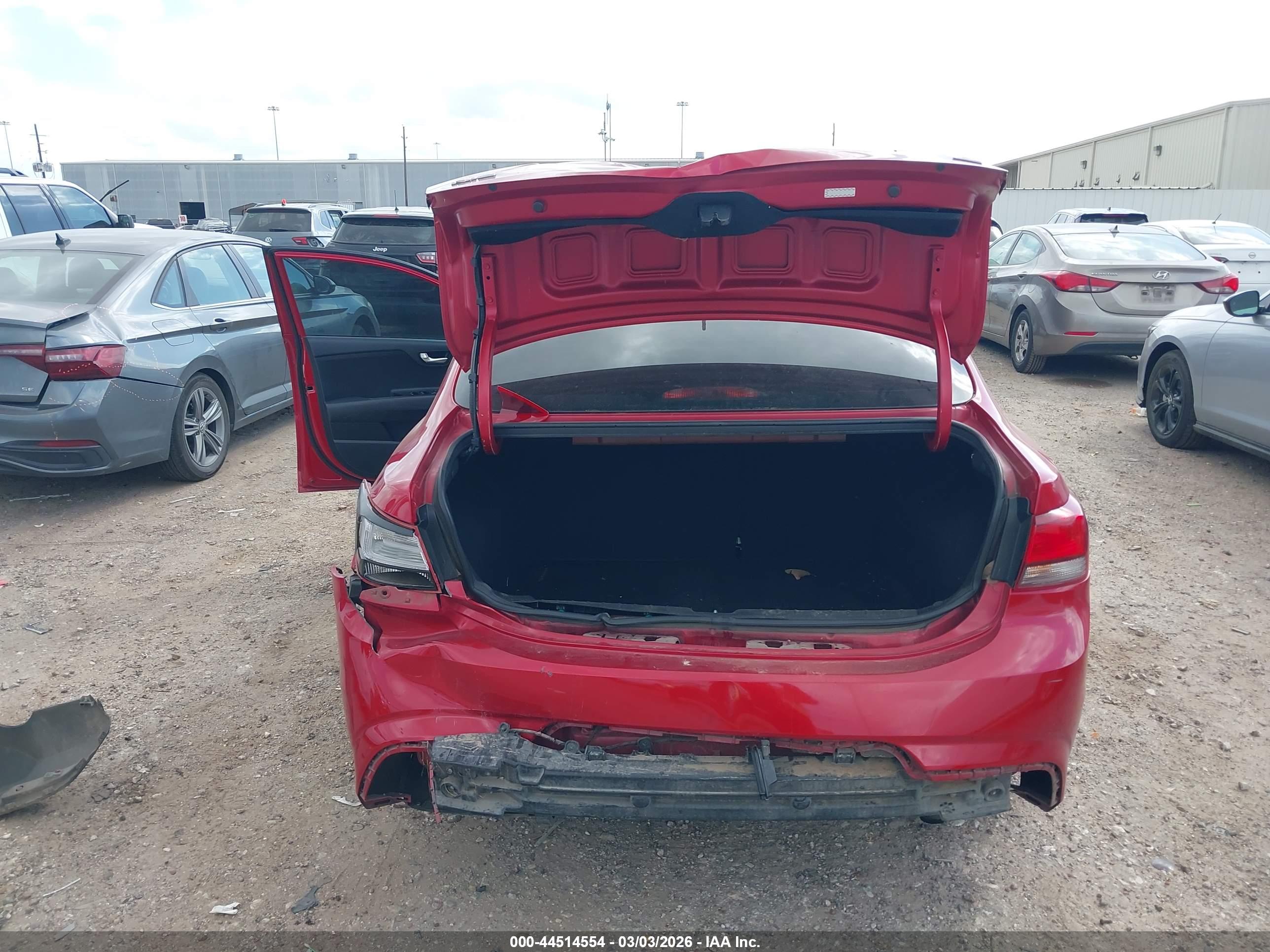 KIA RIO image 6
