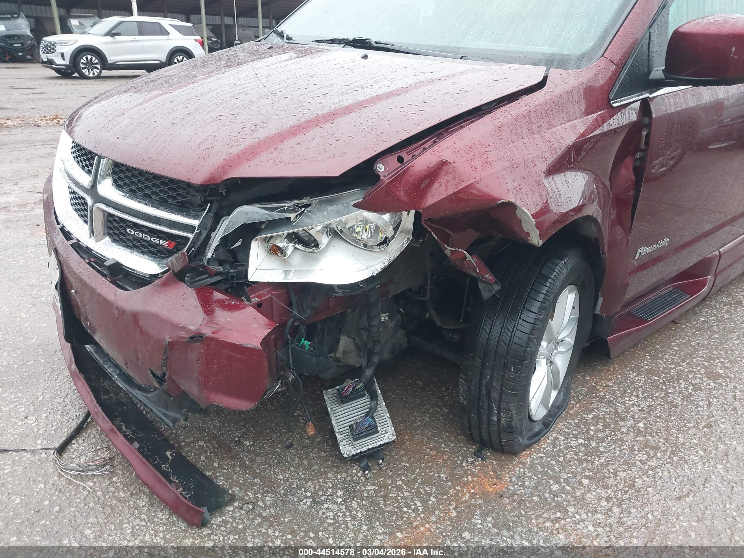 DODGE GRAND image 6