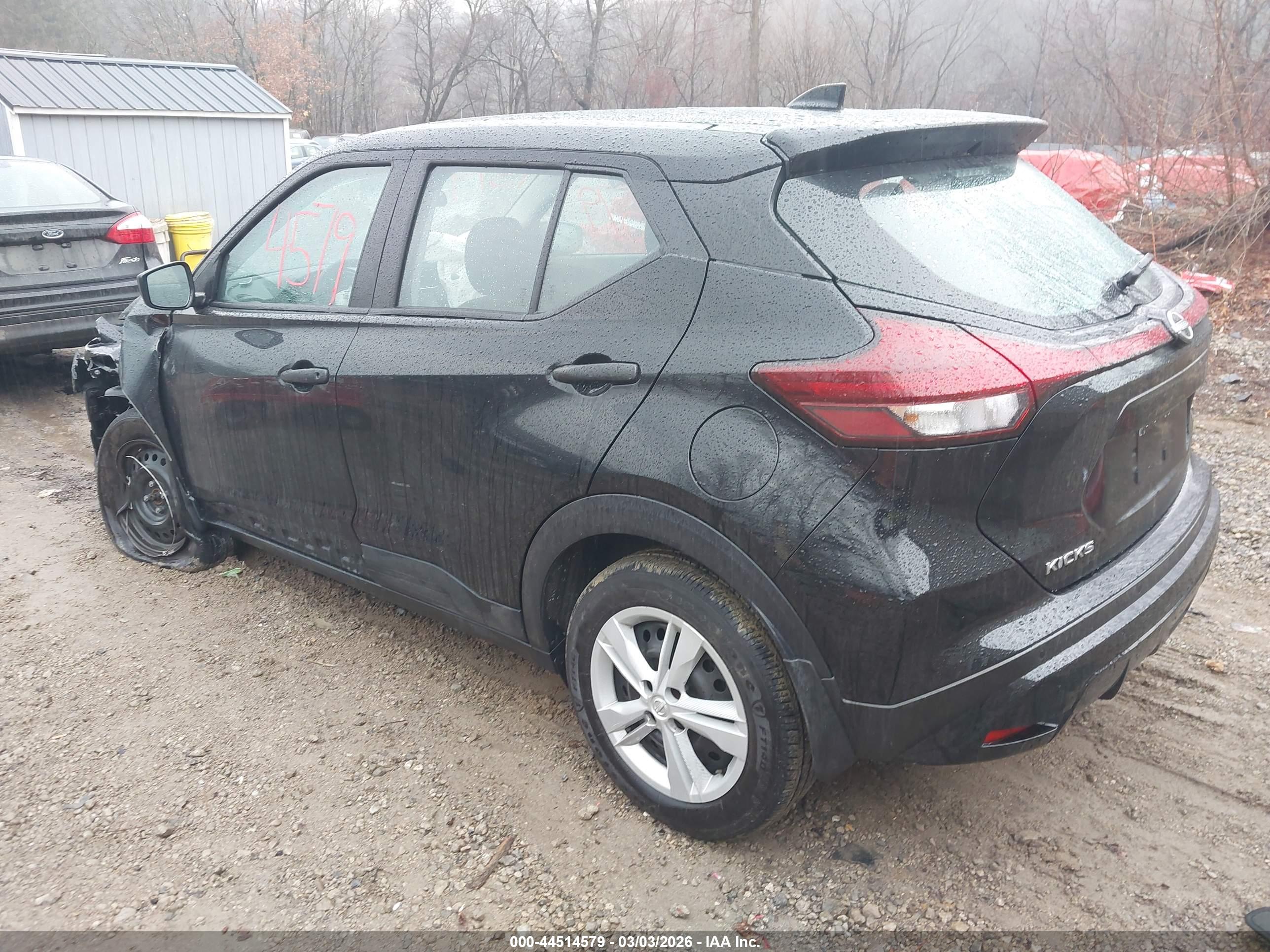 NISSAN KICKS image 3