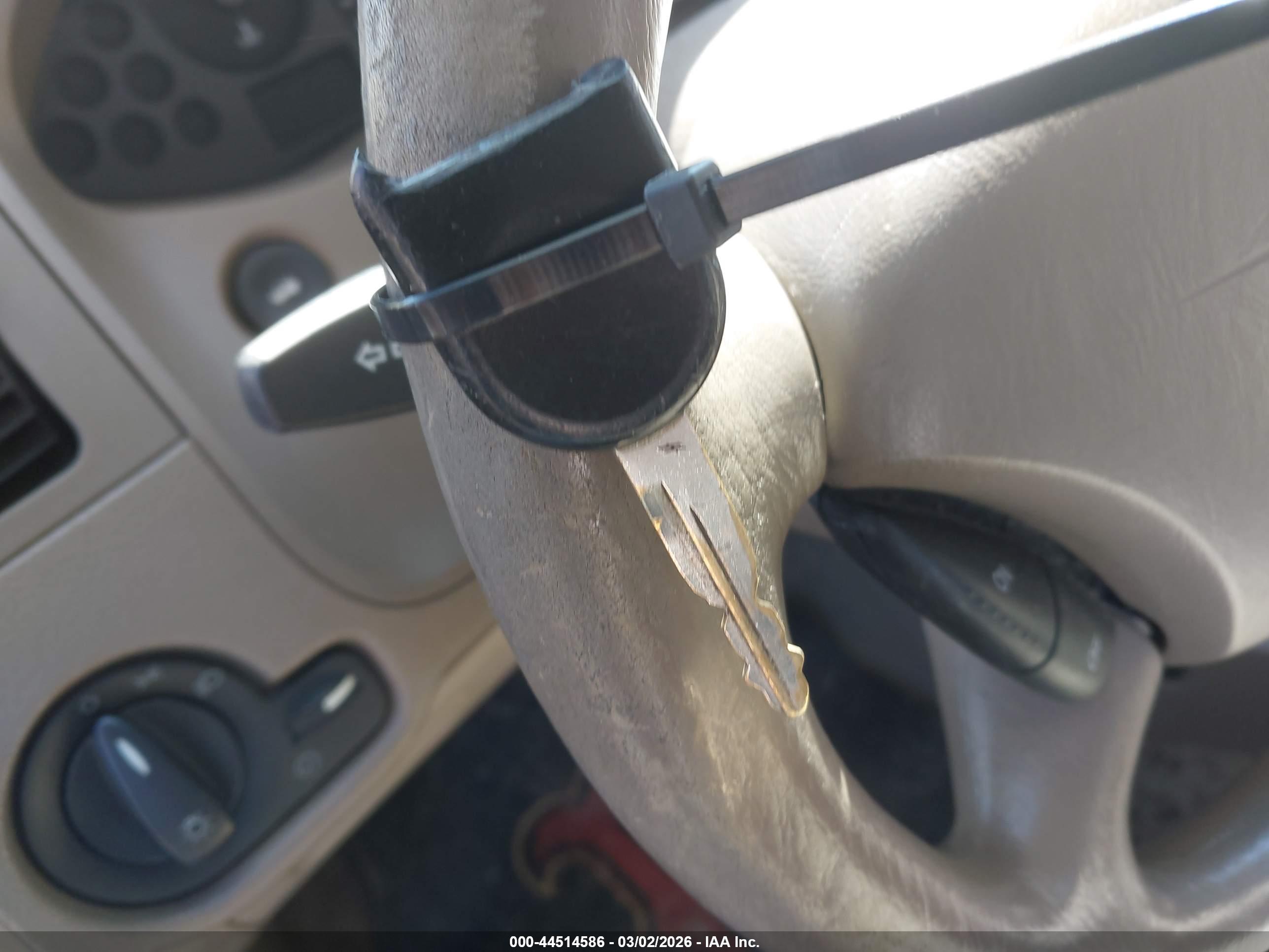 FORD FOCUS image 11