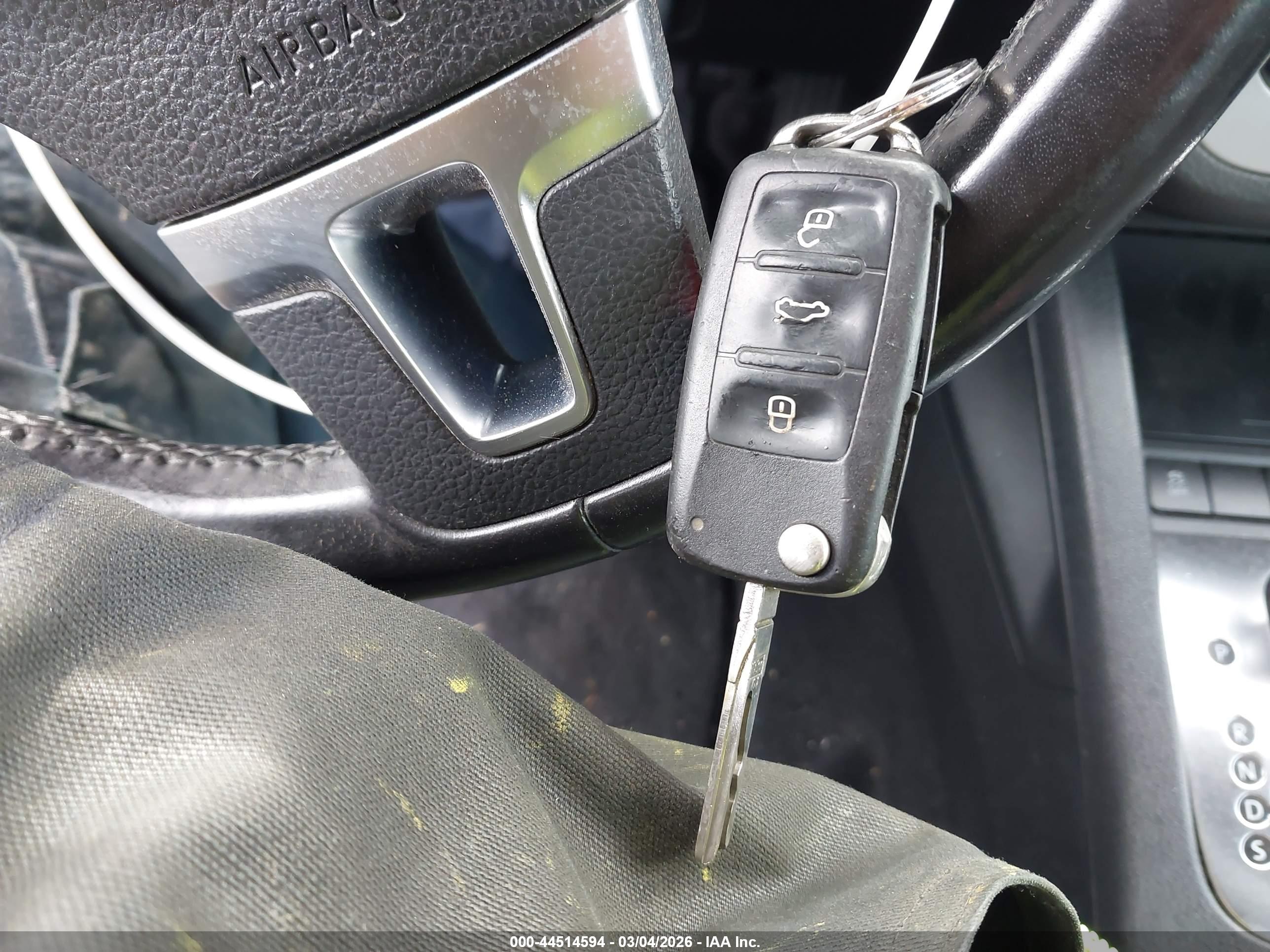 VOLKSWAGEN EOS image 11