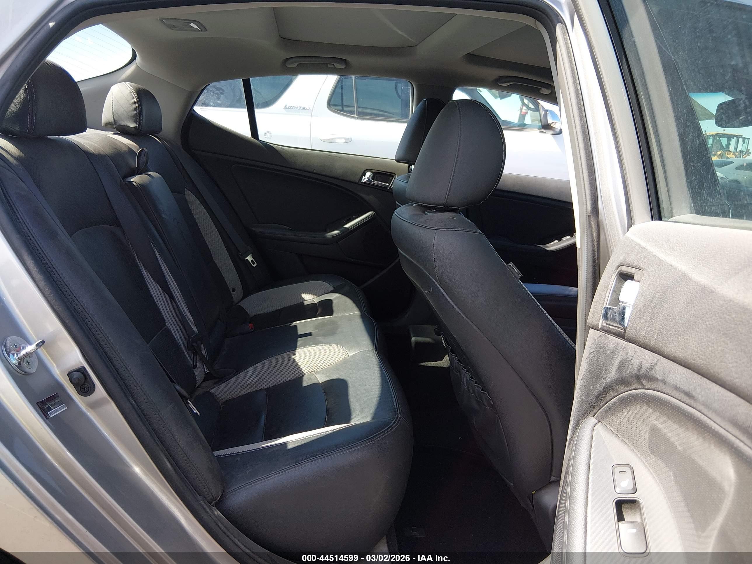 KIA OPTIMA image 8