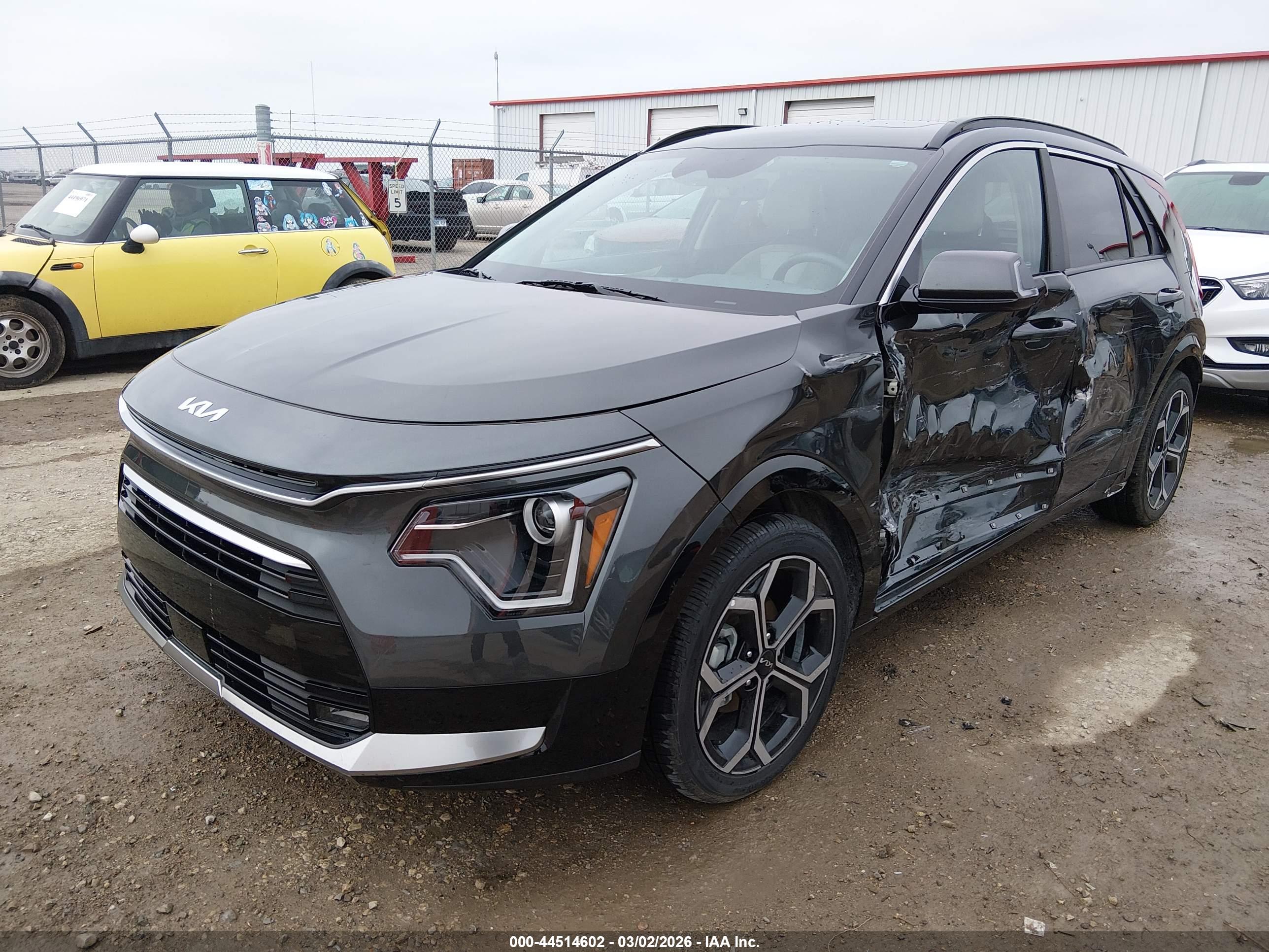 KIA NIRO image 2