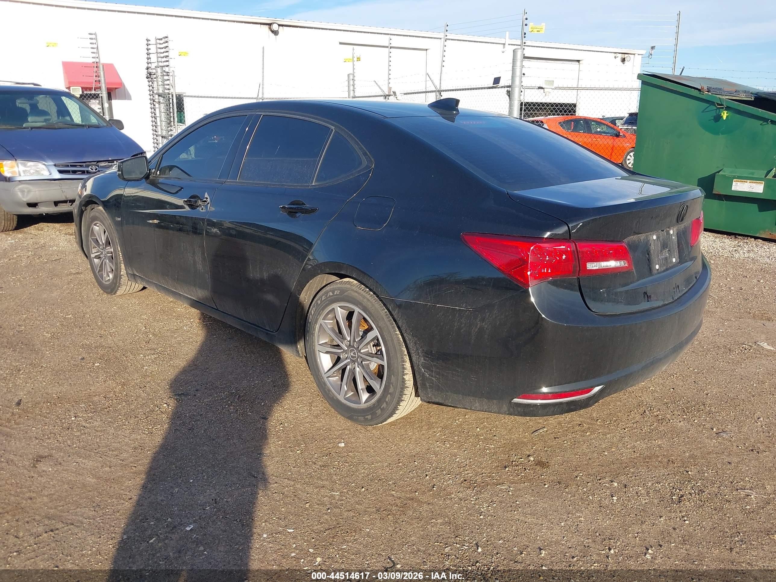 ACURA TLX image 3