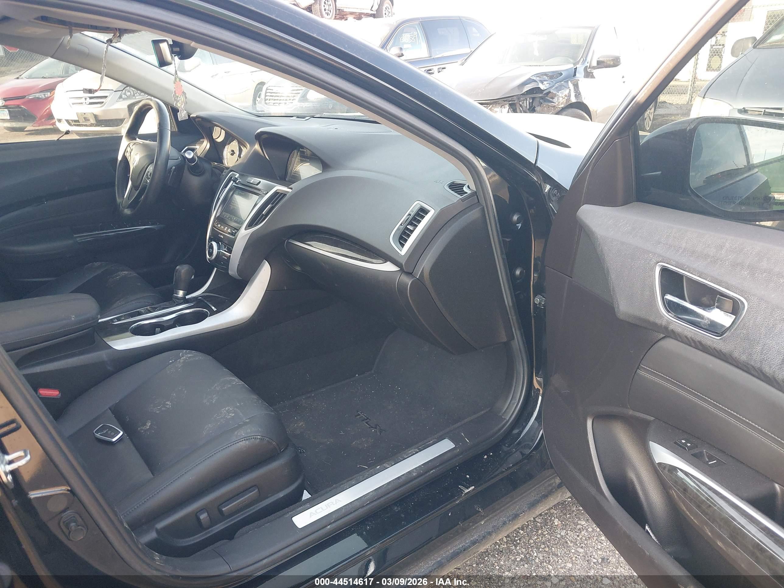 ACURA TLX image 5