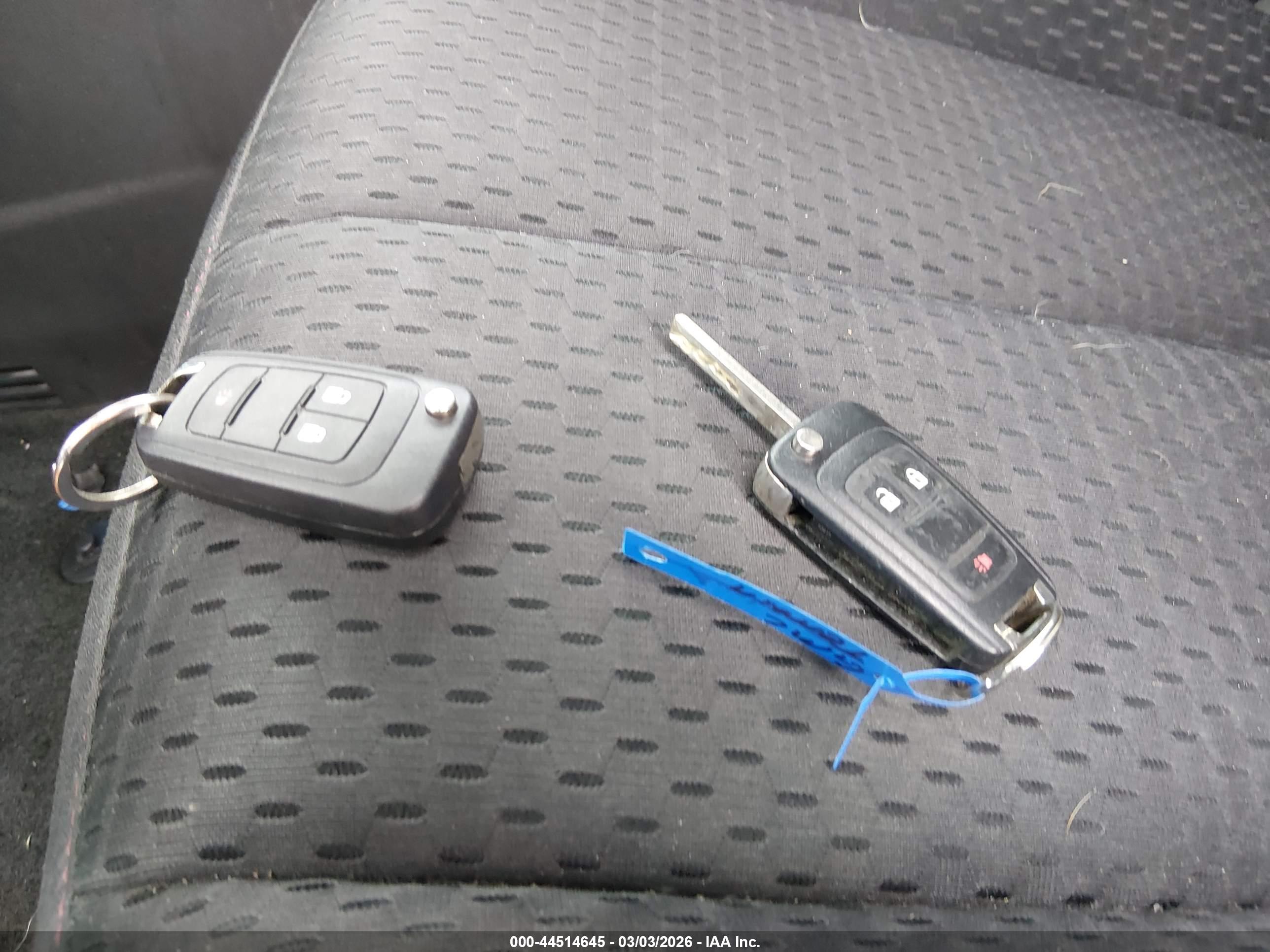 GMC TERRAIN image 11