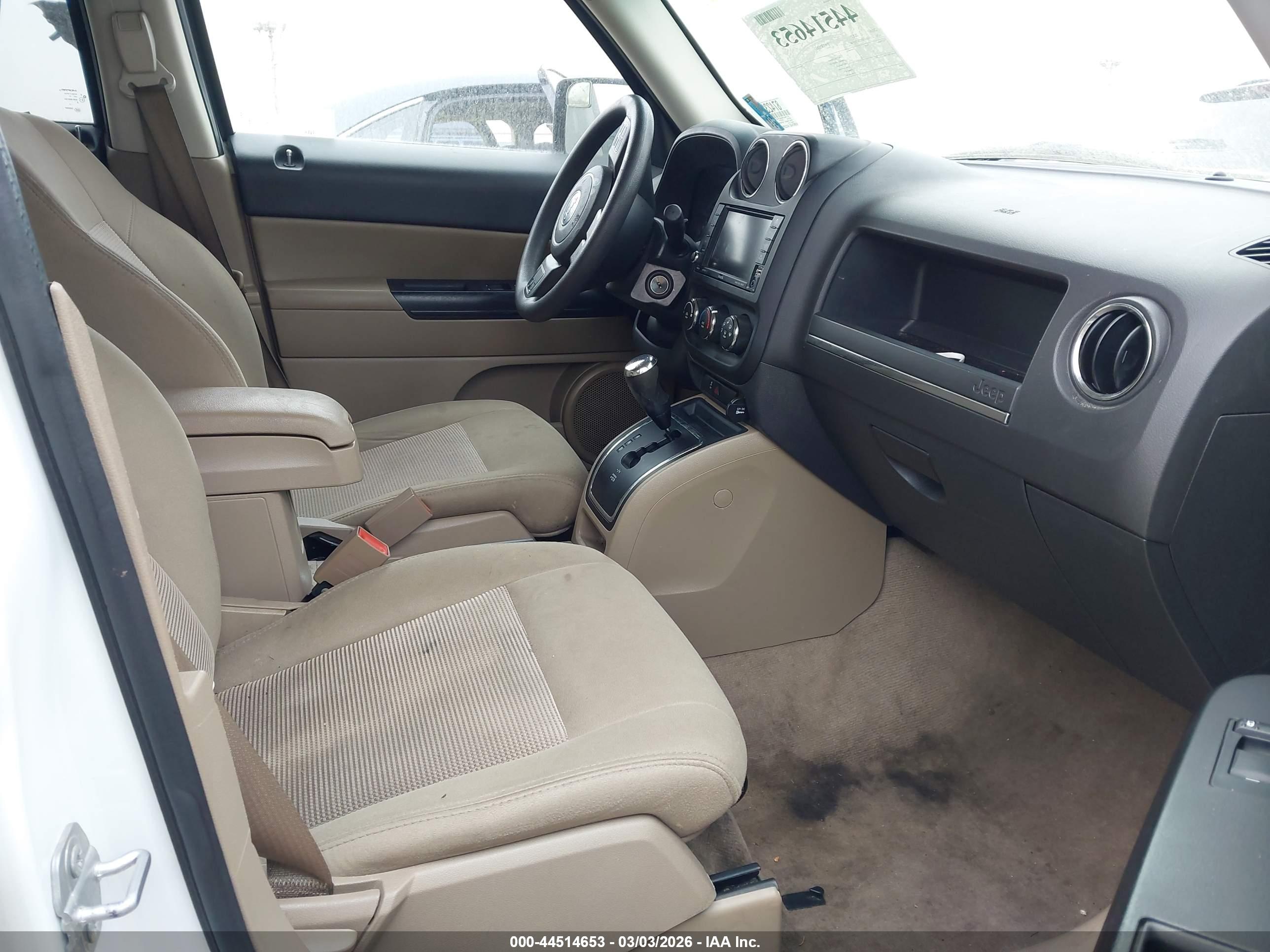 JEEP PATRIOT image 5