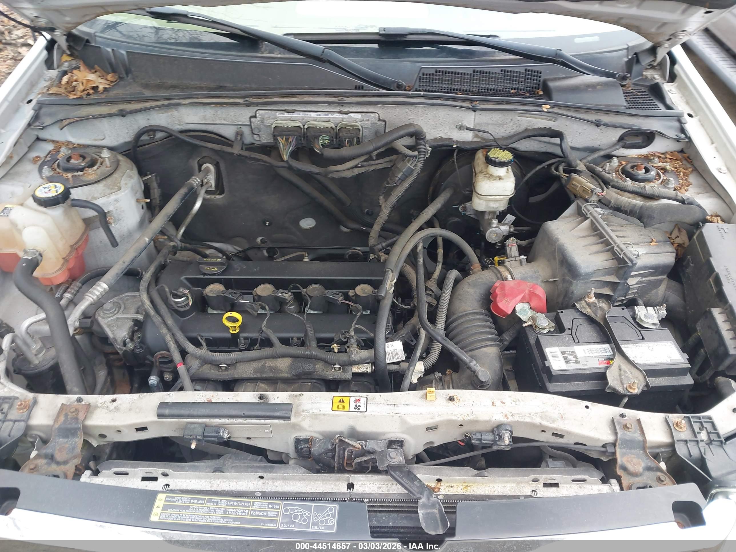 FORD ESCAPE image 10