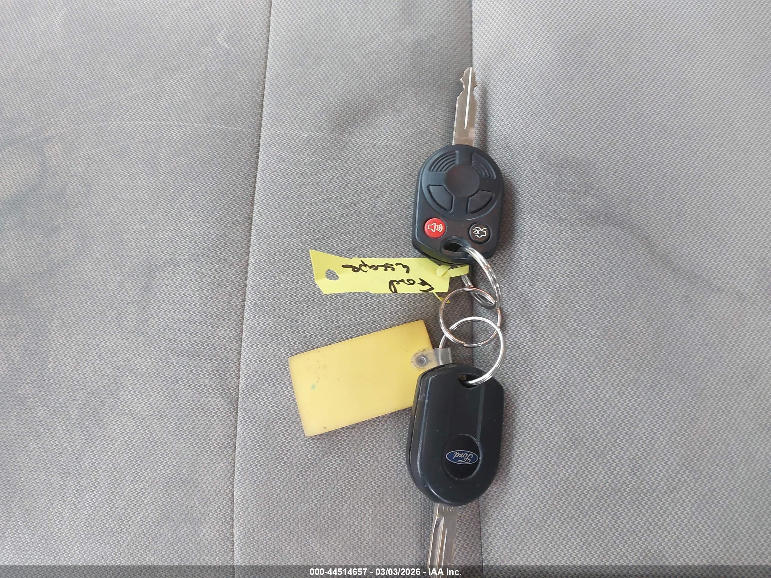 FORD ESCAPE image 11