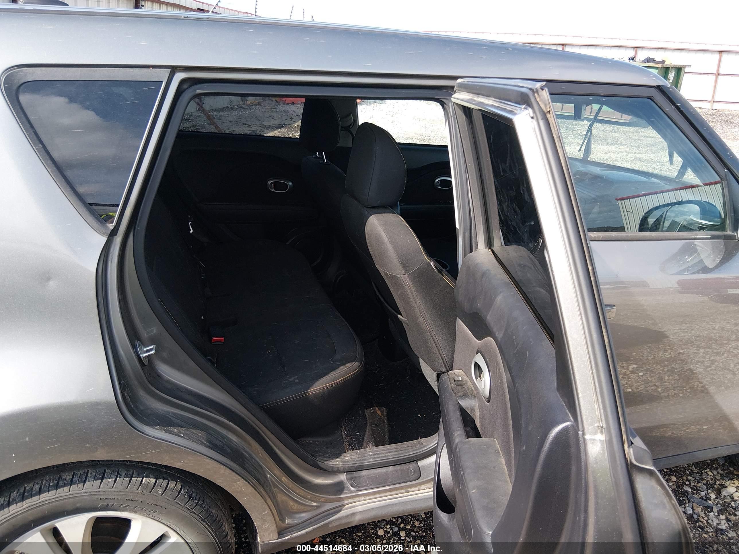 KIA SOUL image 8