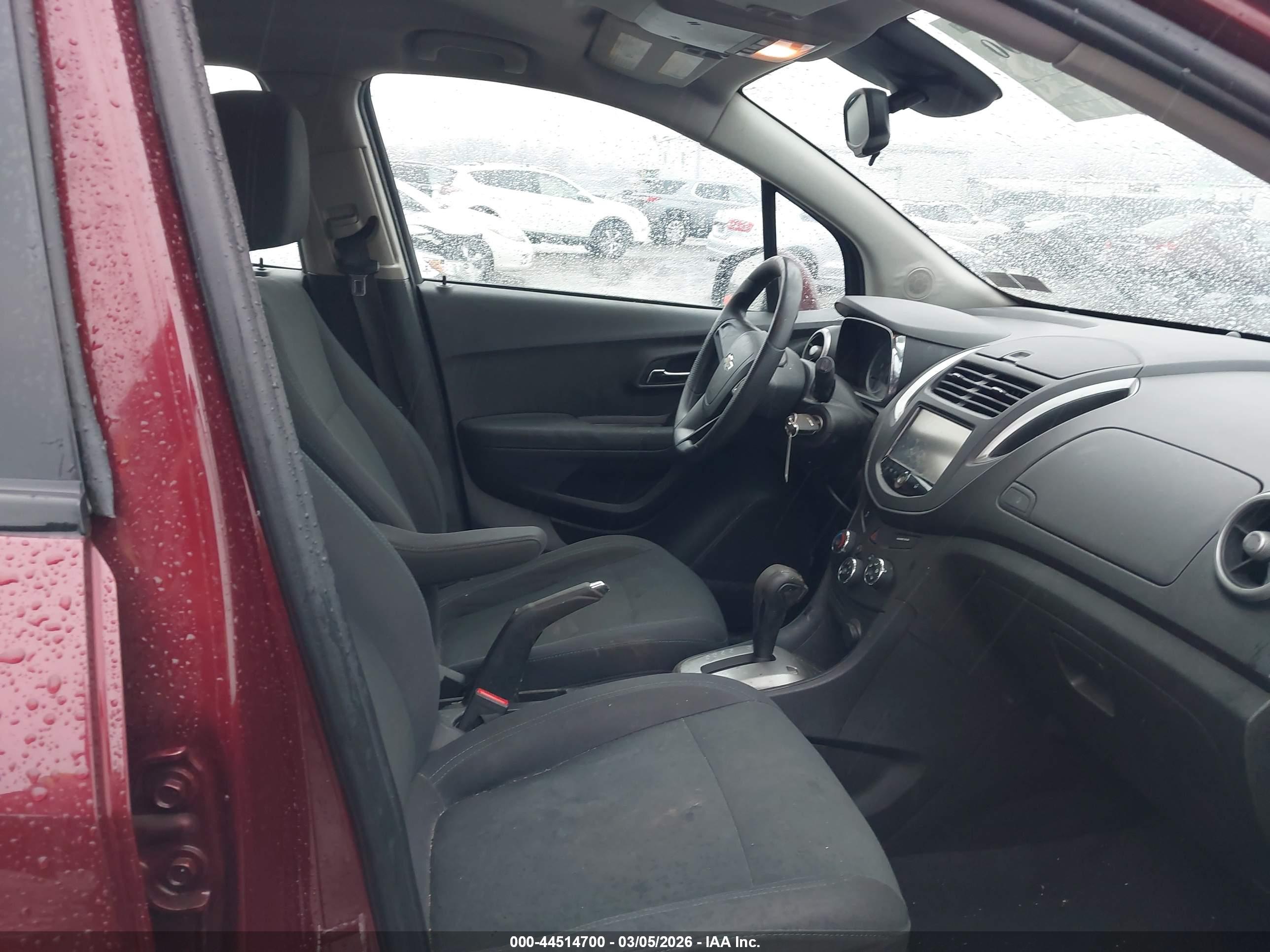 CHEVROLET TRAX image 5