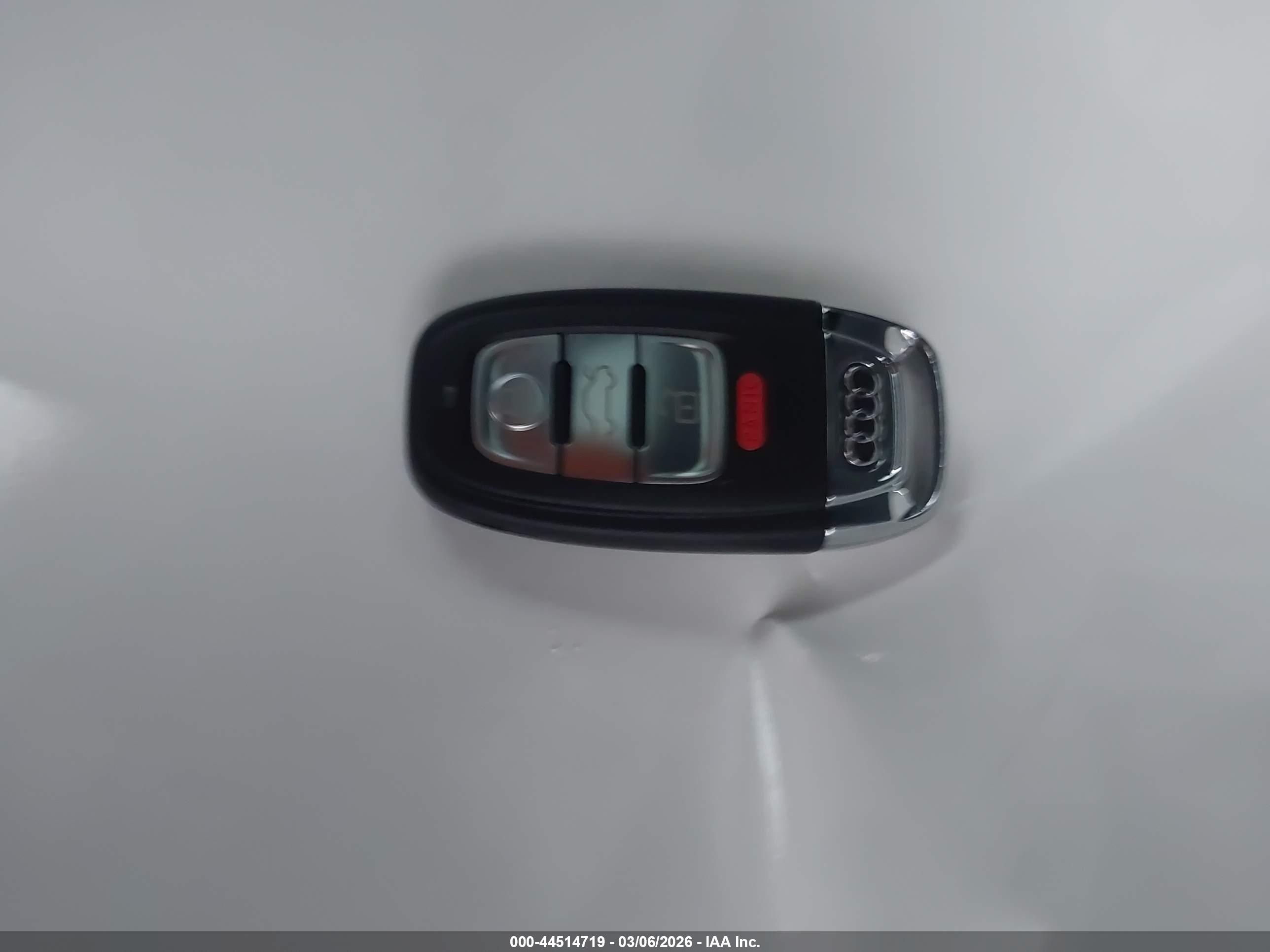 AUDI A6 image 11