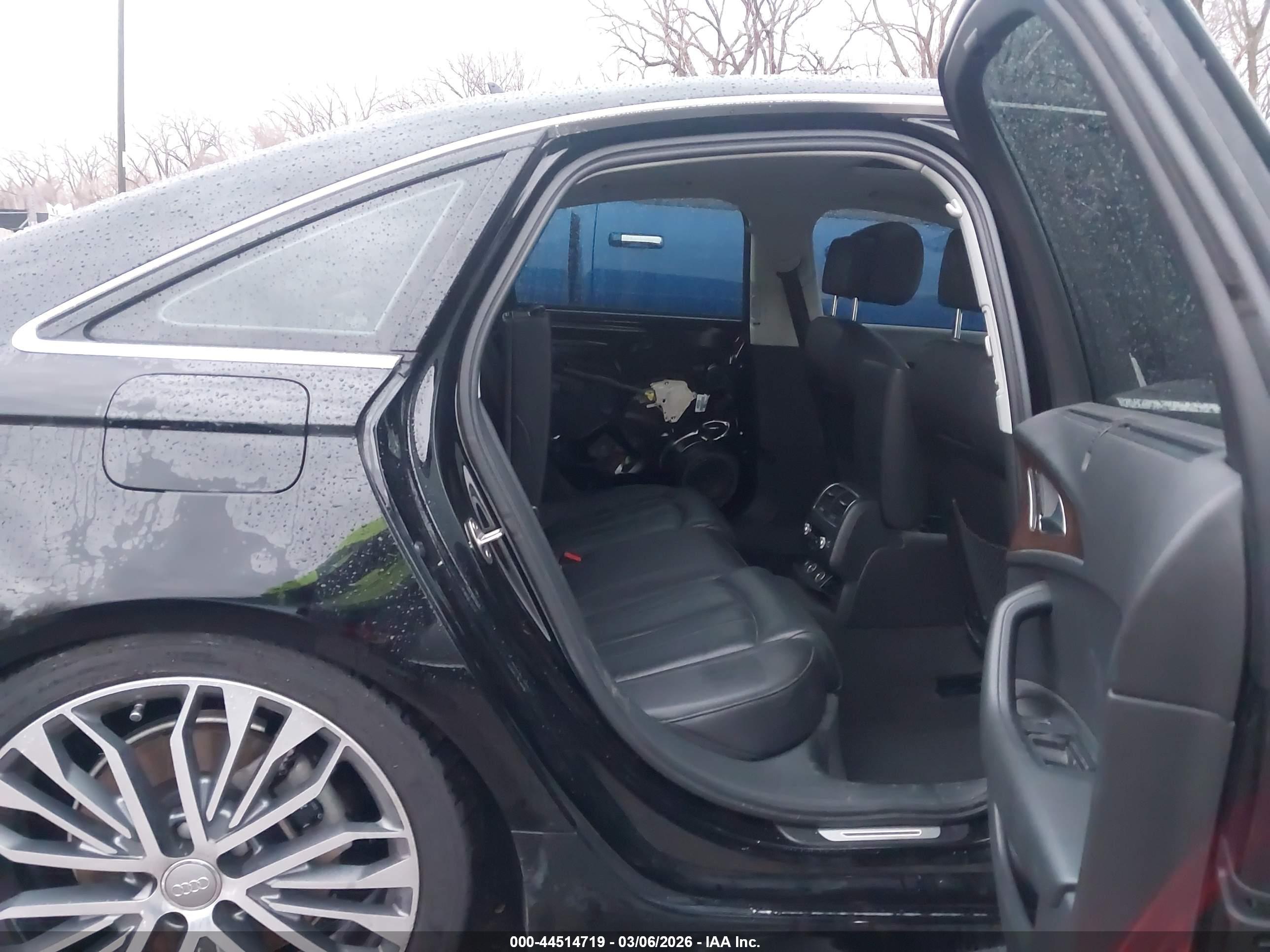 AUDI A6 image 8