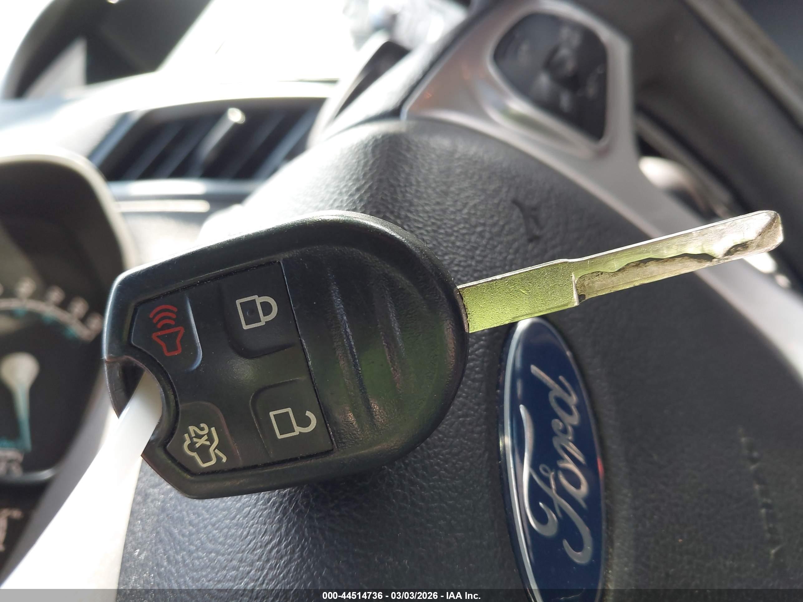 FORD FIESTA image 11