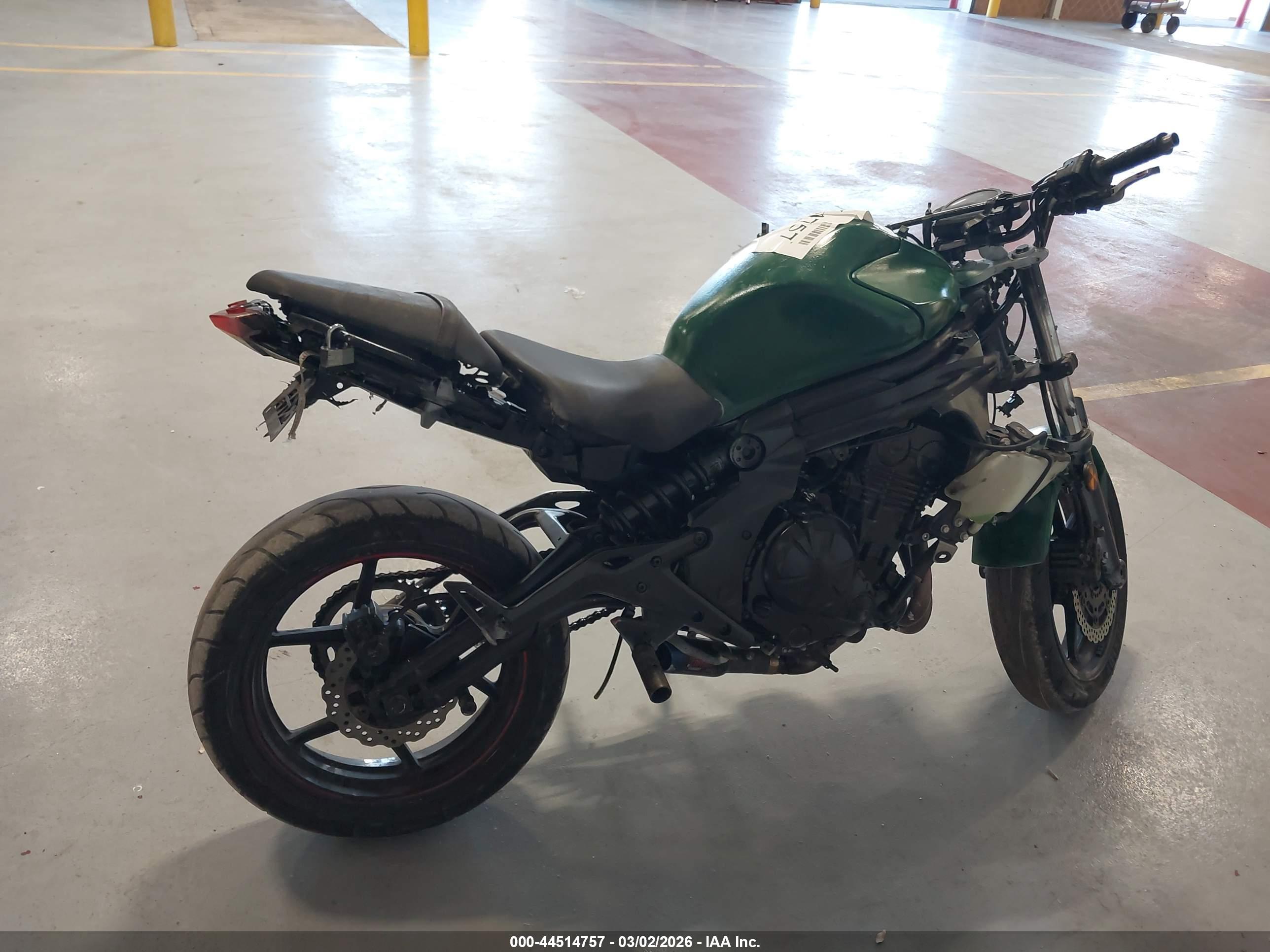 KAWASAKI EX650 image 4