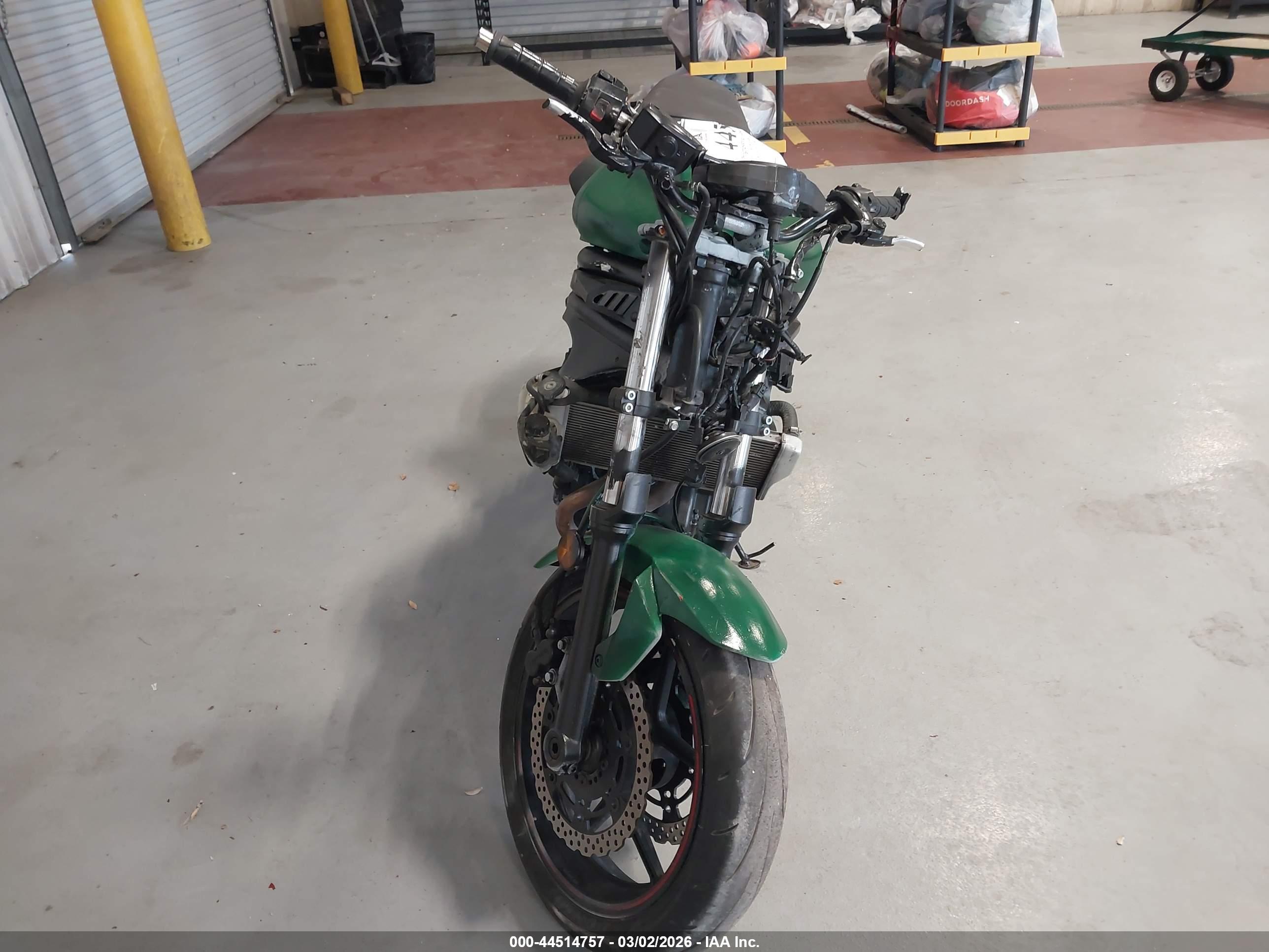 KAWASAKI EX650 image 5