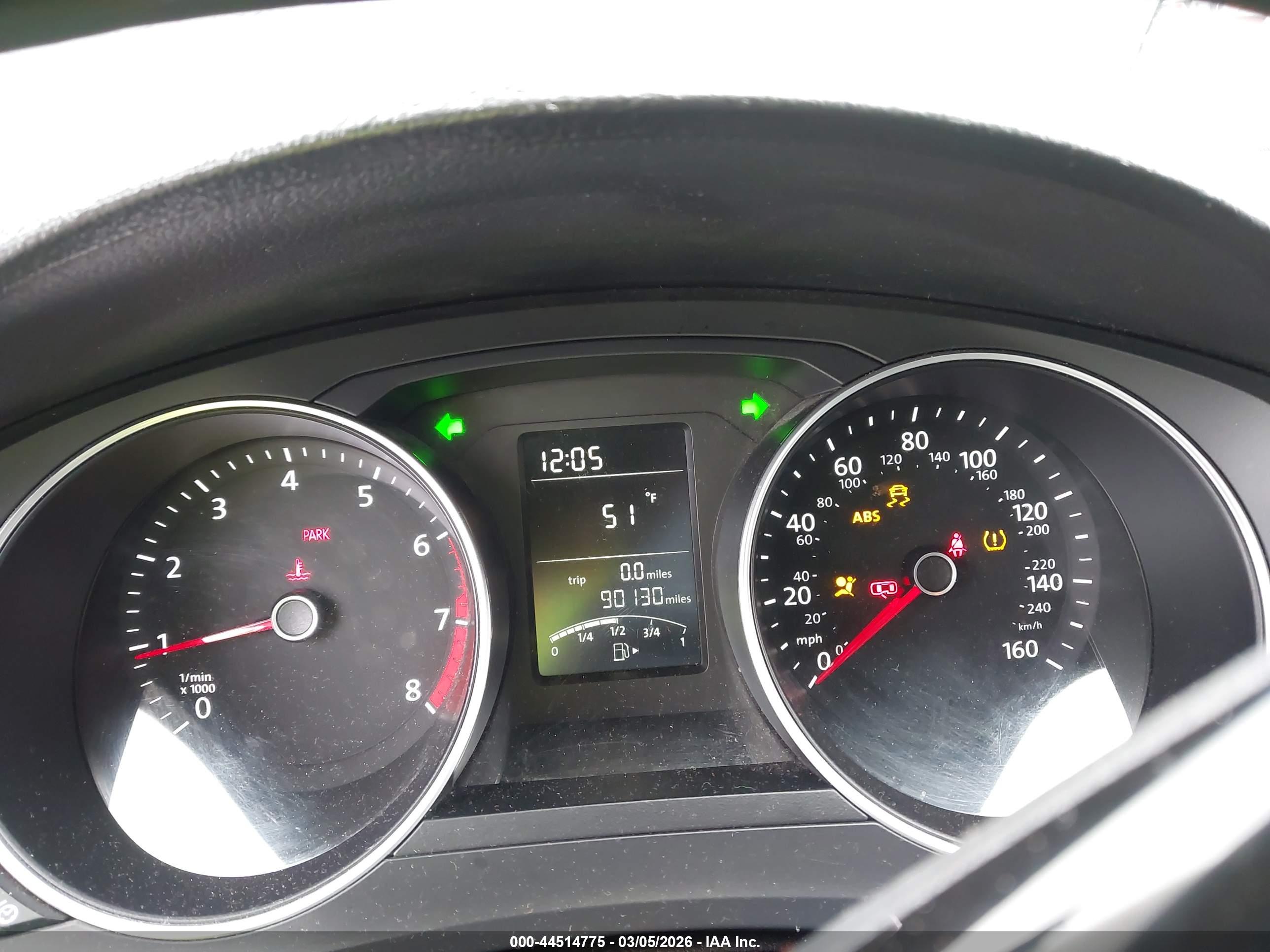 VOLKSWAGEN JETTA image 7