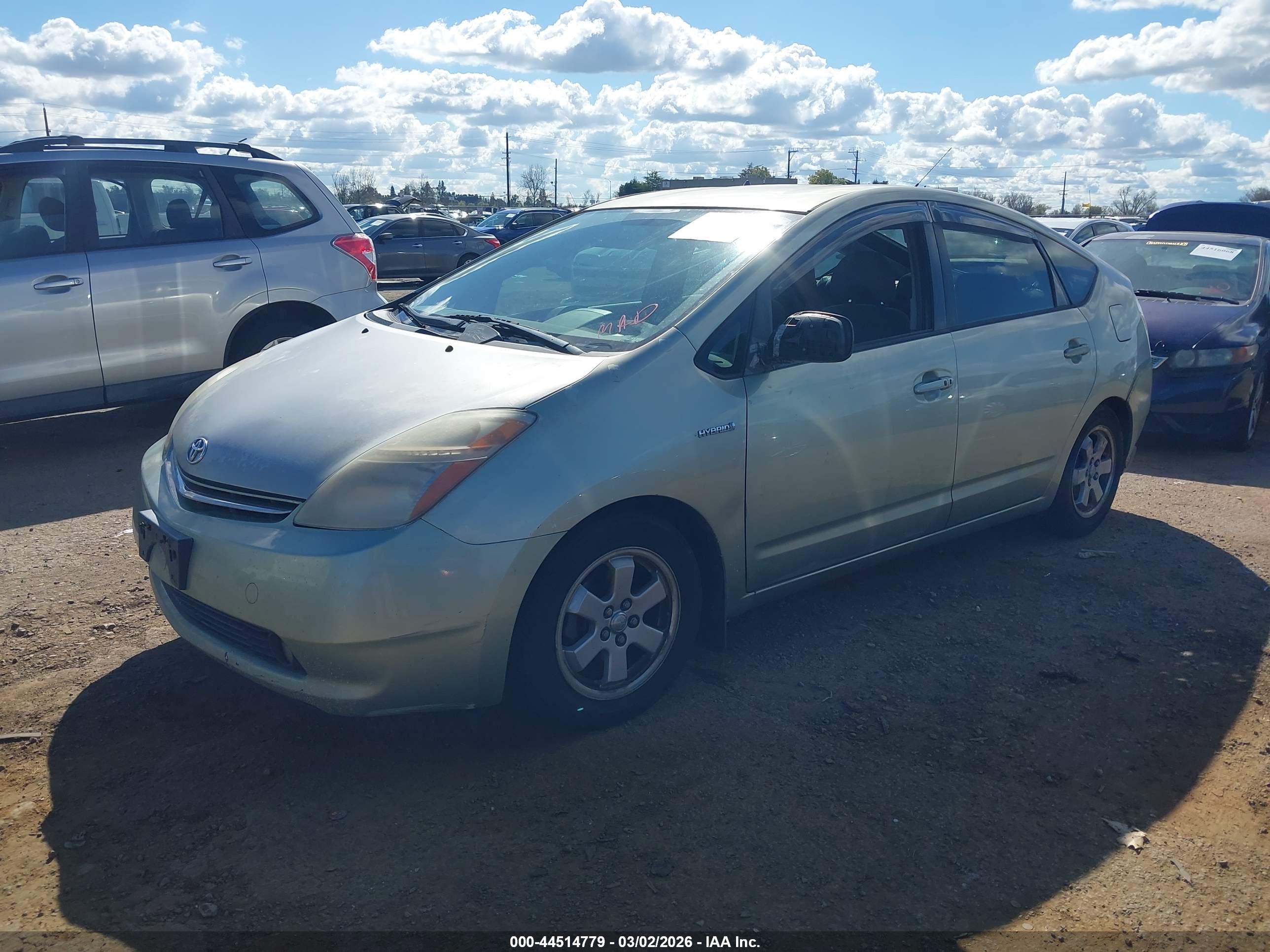 TOYOTA PRIUS image 2