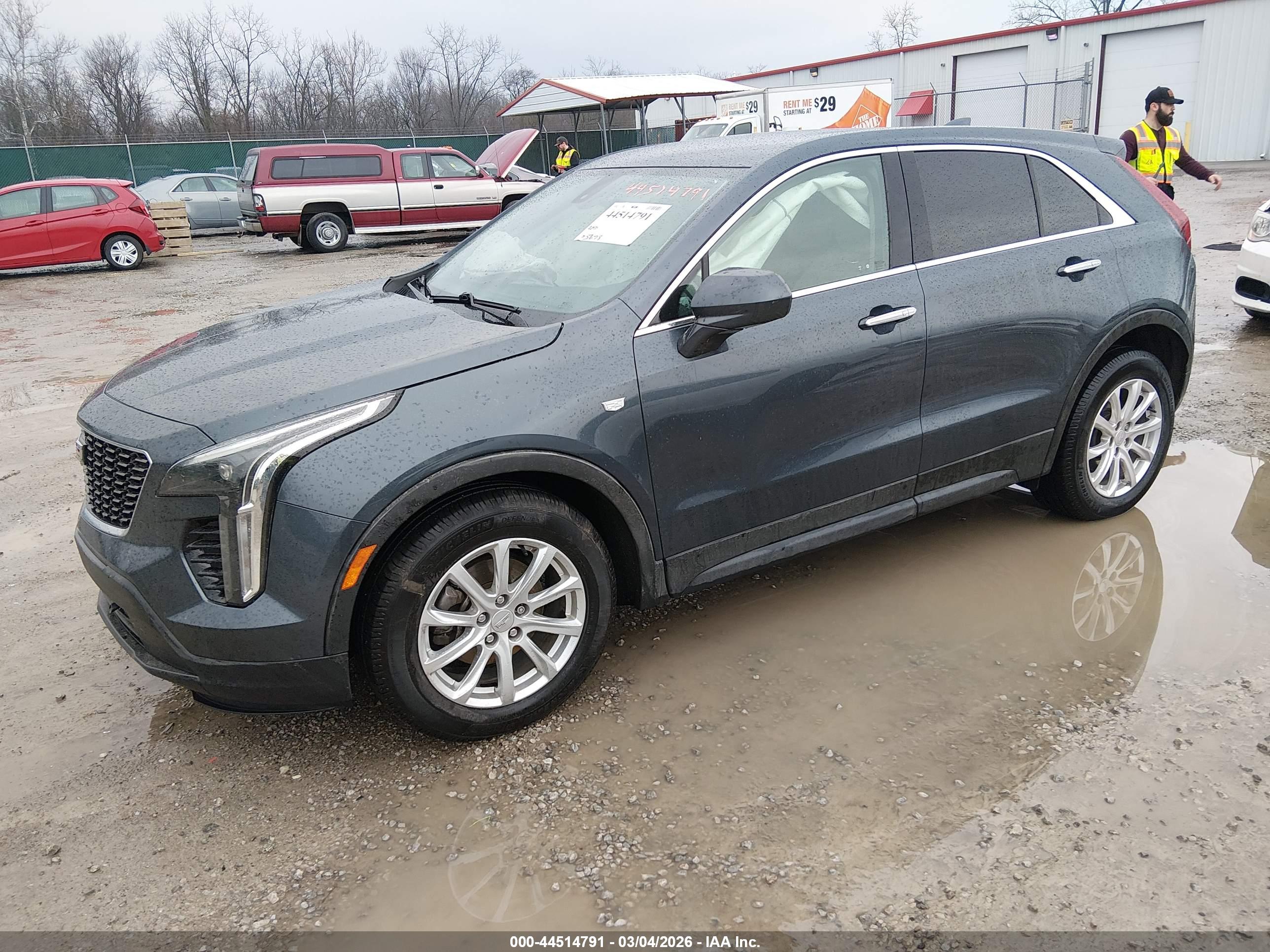 CADILLAC XT4 image 2