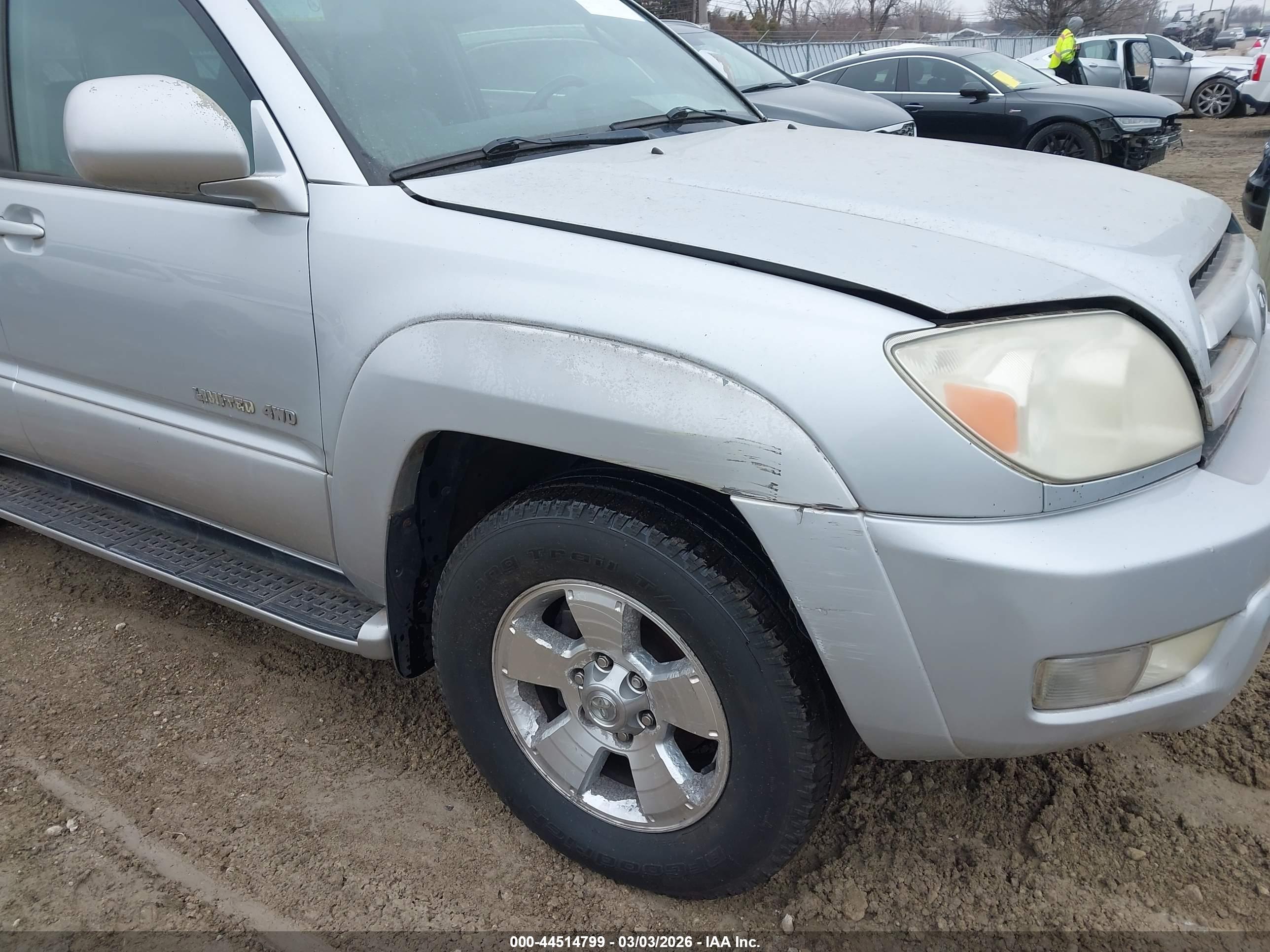 TOYOTA 4RUNNER image 6