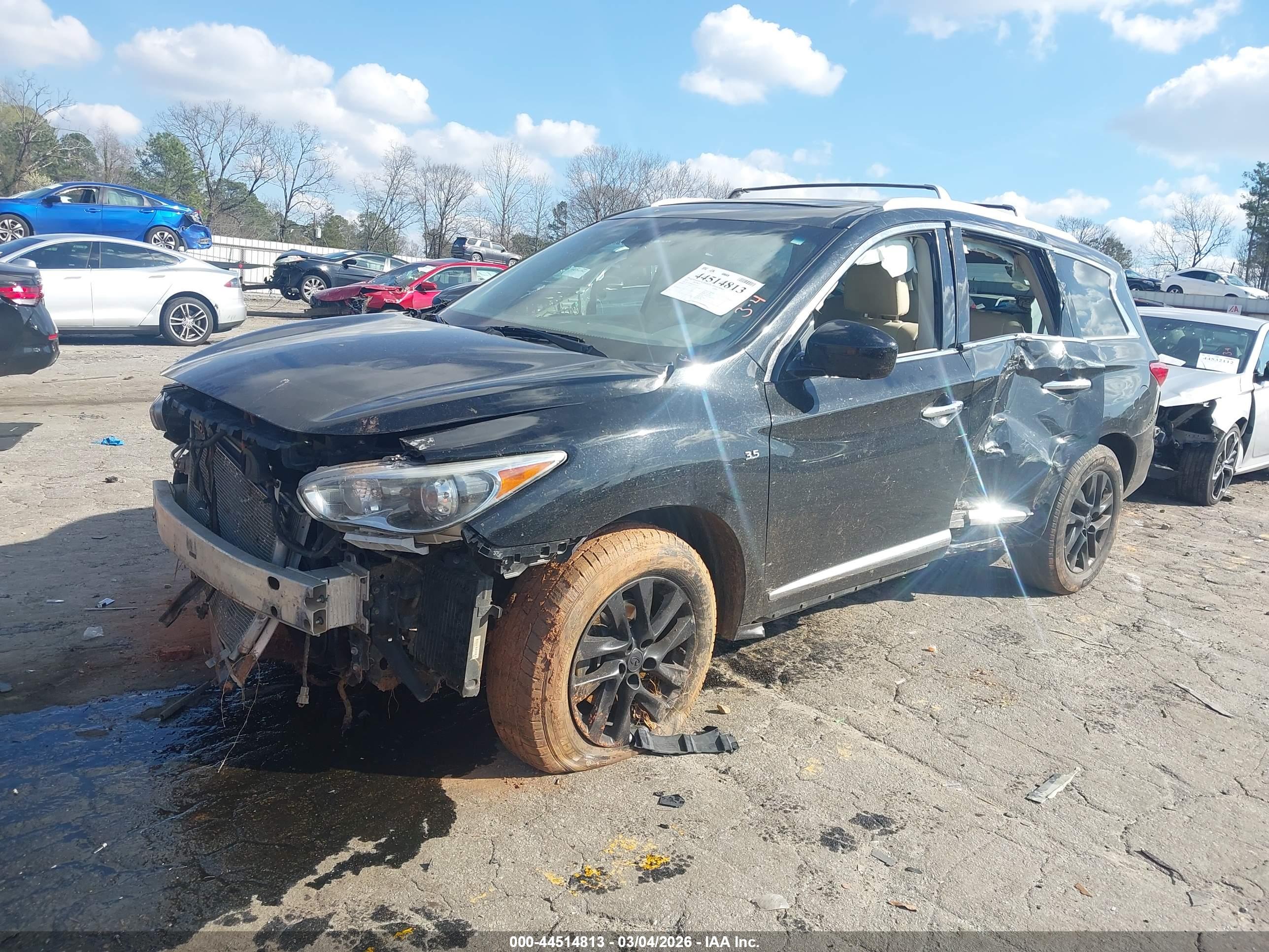 INFINITI QX60 image 2