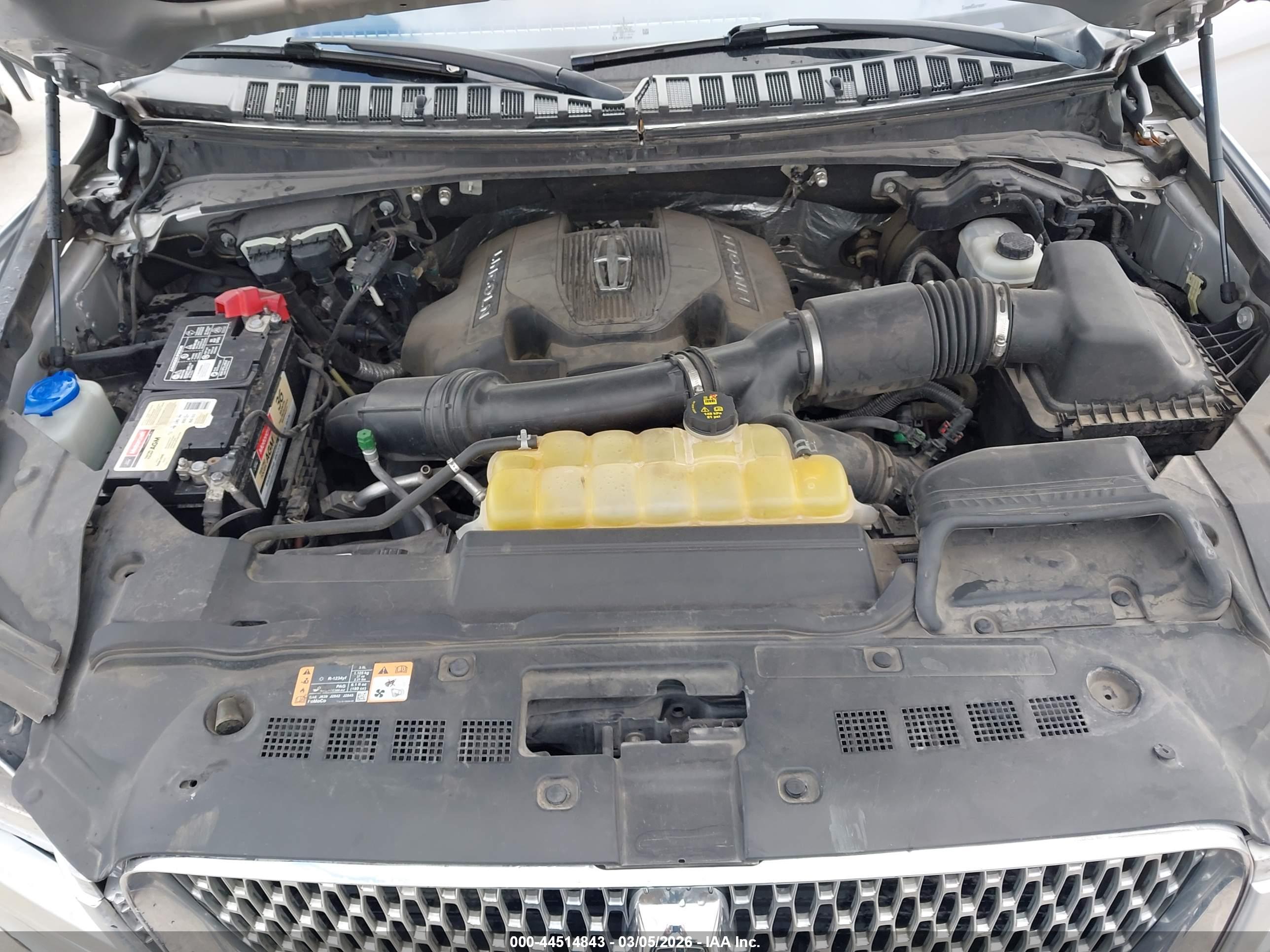 LINCOLN NAVIGATOR image 10