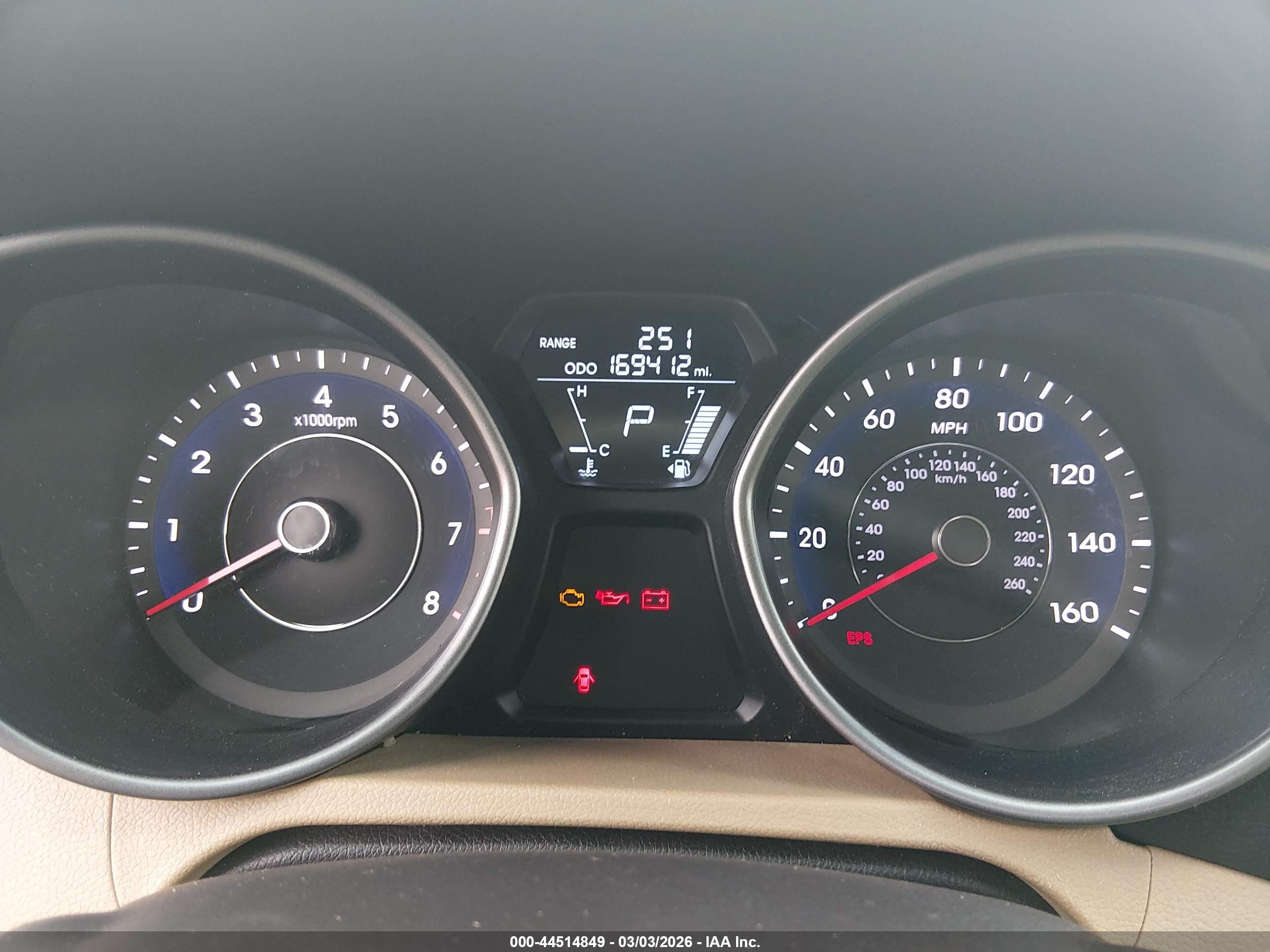 HYUNDAI ELANTRA image 7