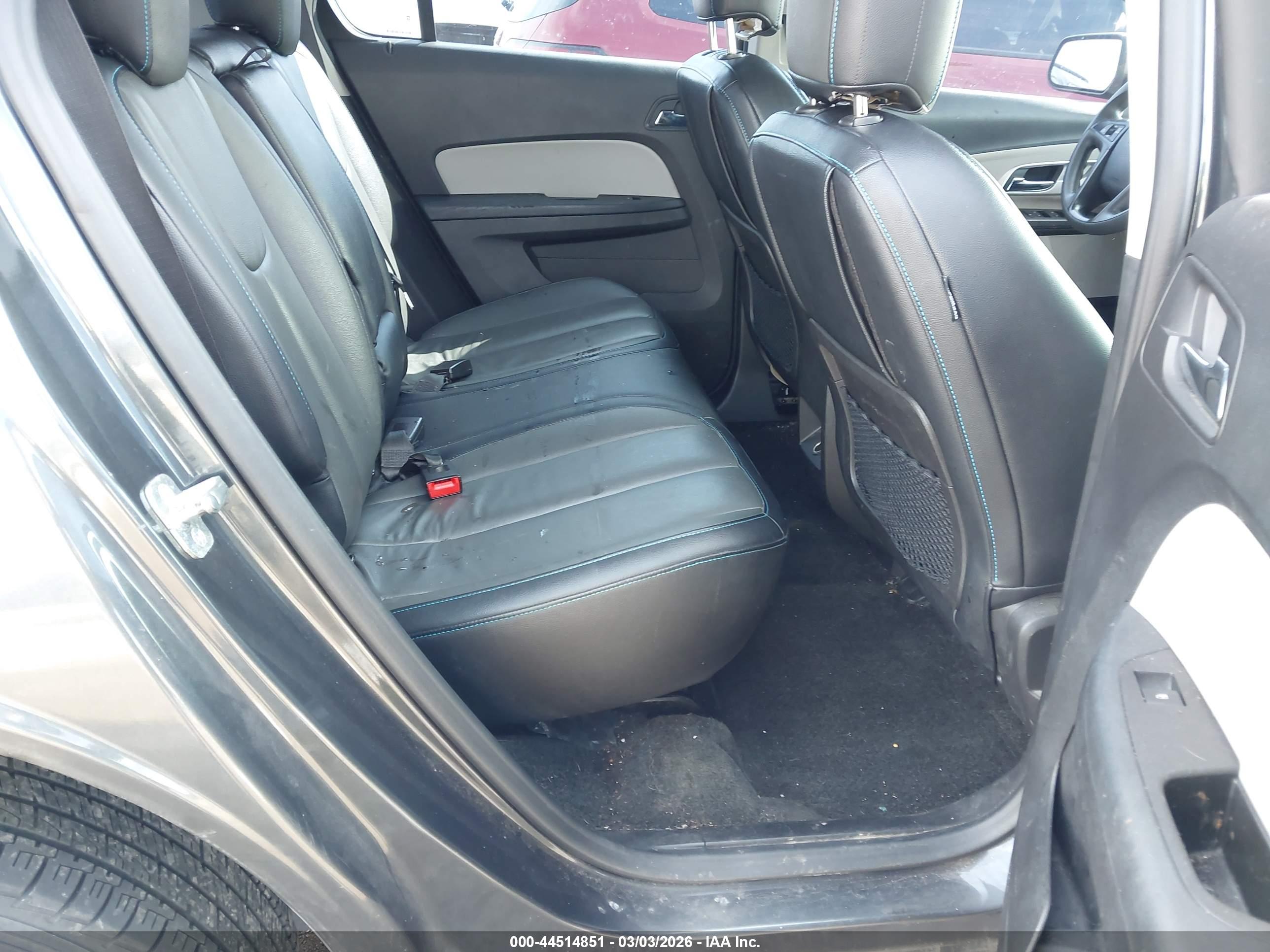 CHEVROLET EQUINOX image 8