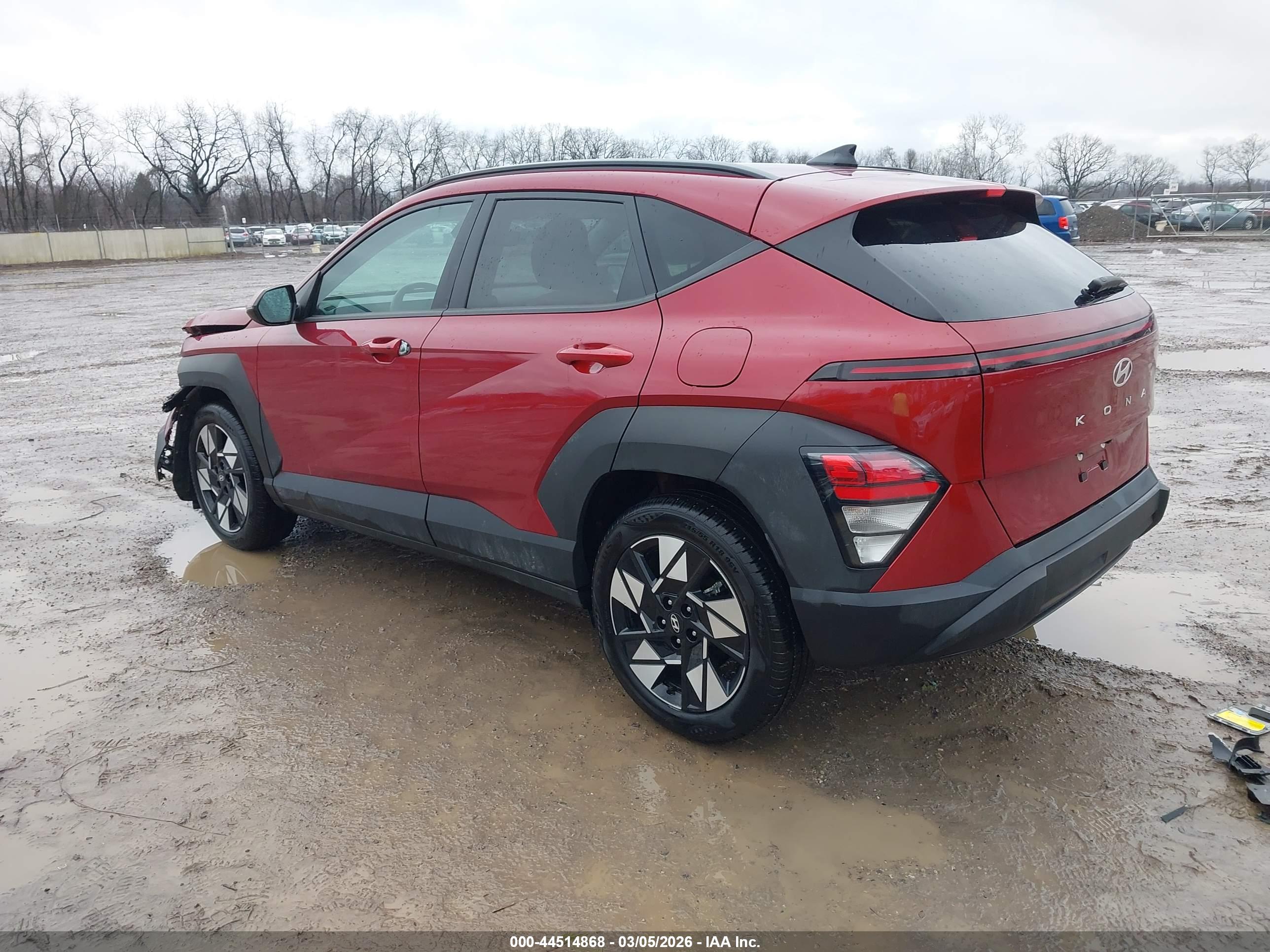 HYUNDAI KONA image 3