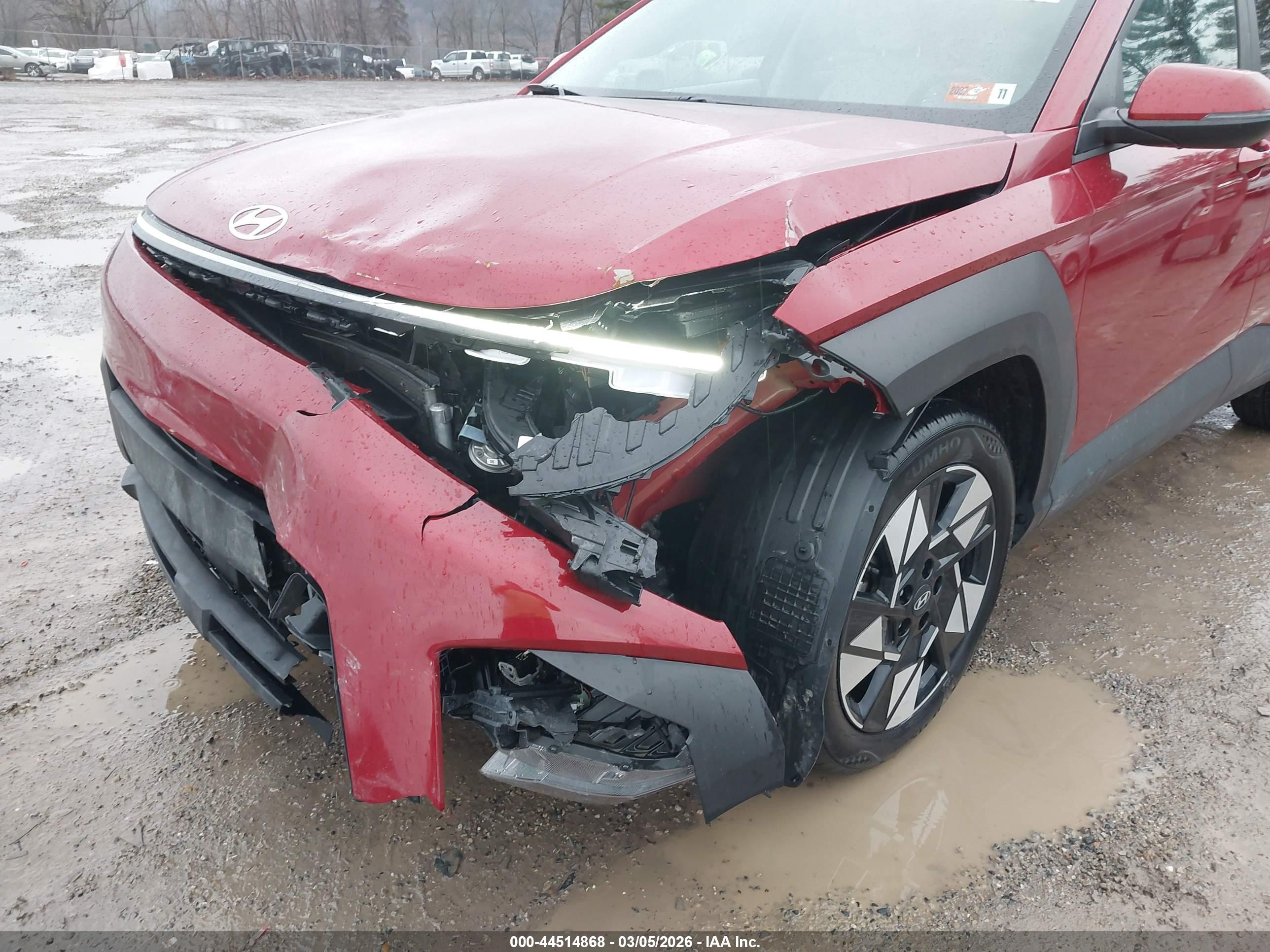 HYUNDAI KONA image 6