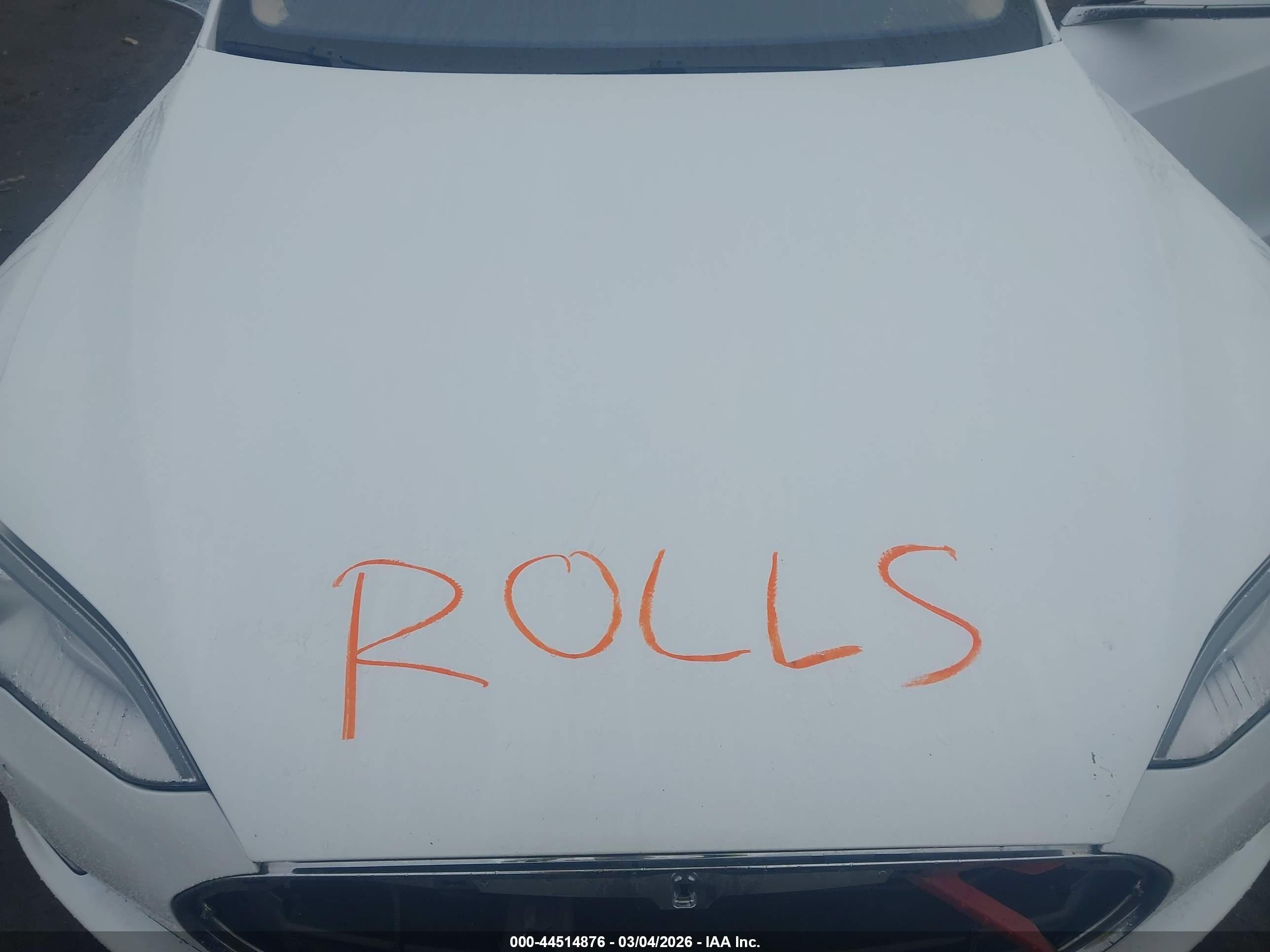 TESLA MODEL image 6